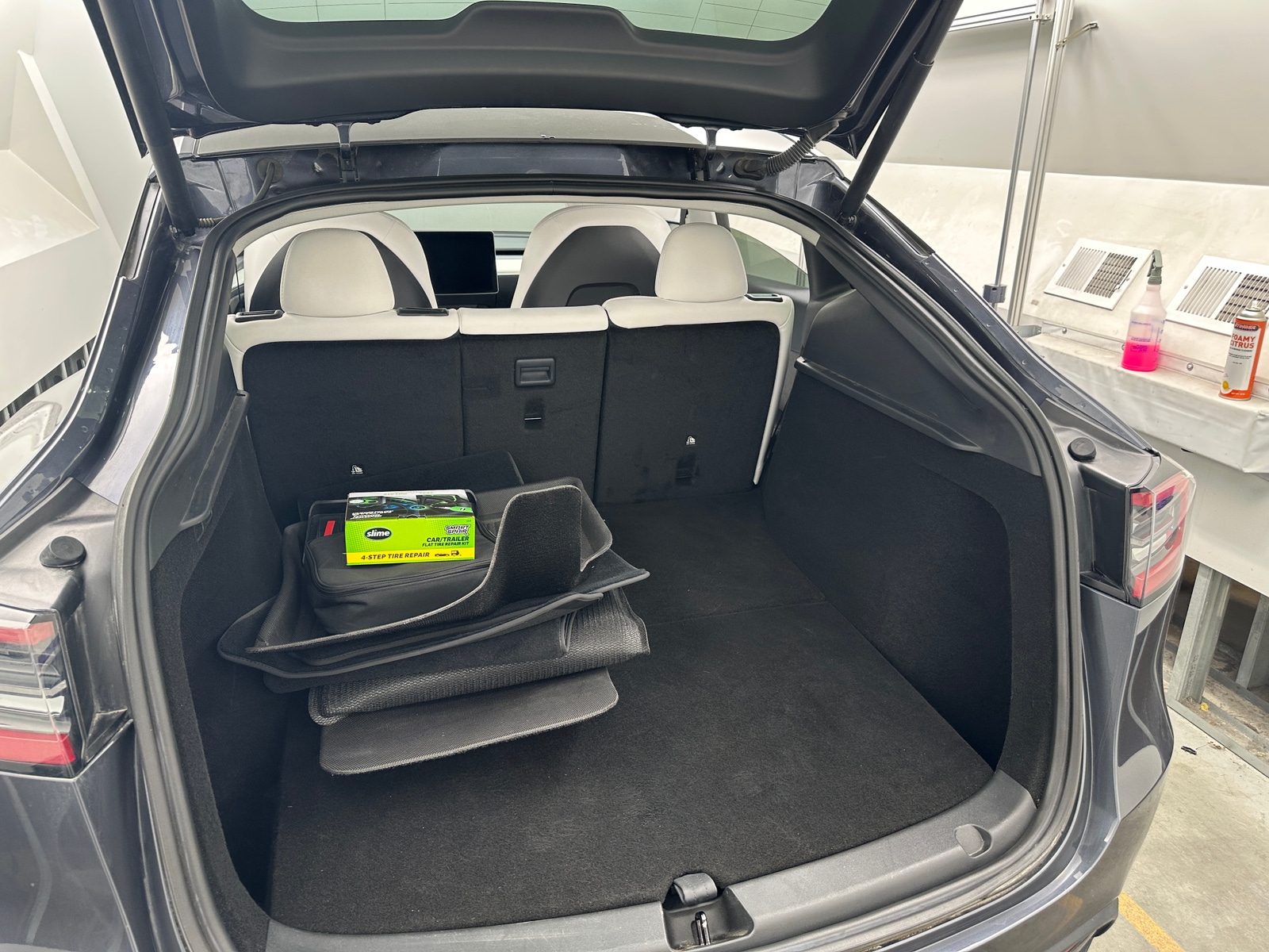 Thumbnail: 2023 Tesla Model Y - 6