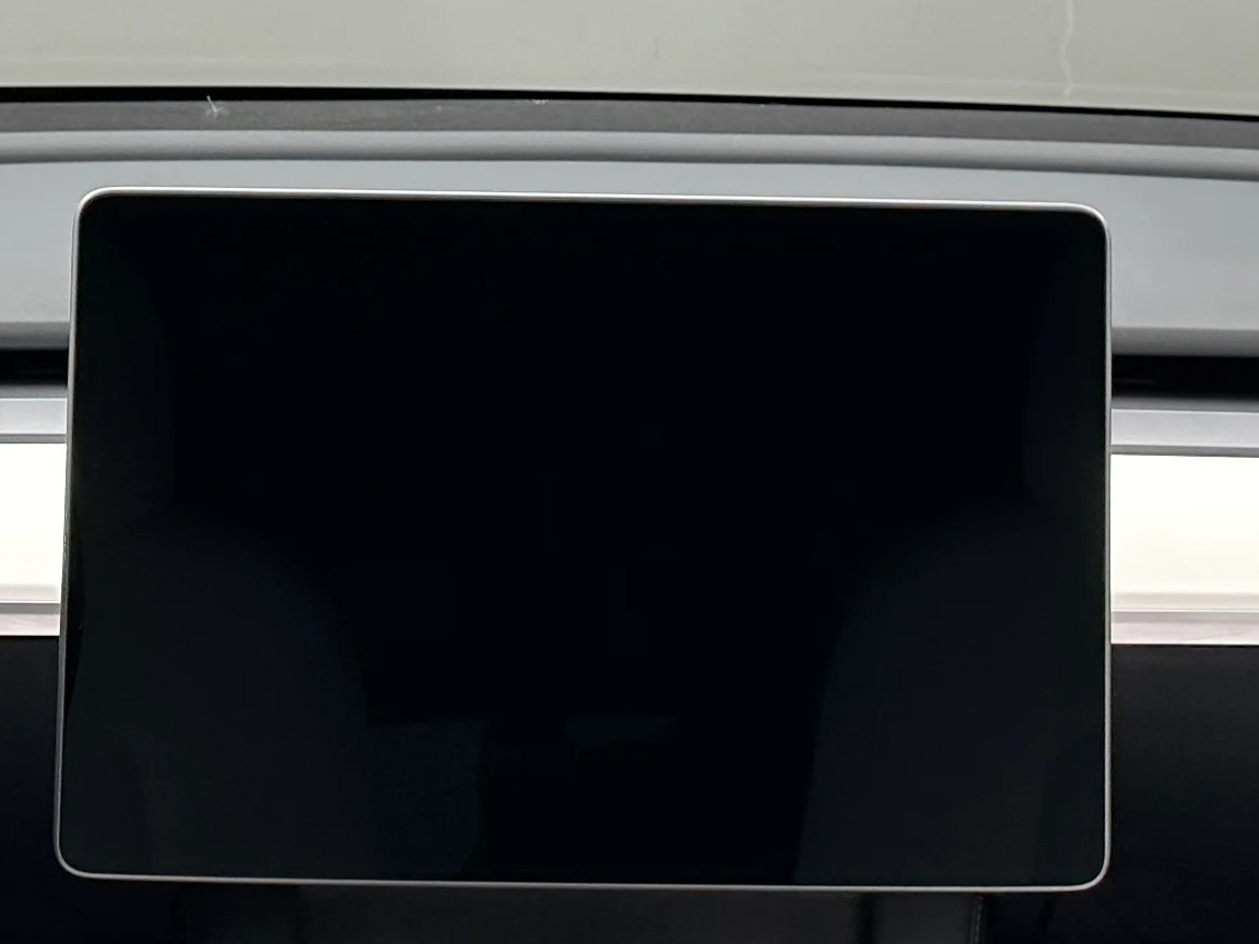 Thumbnail: 2023 Tesla Model Y - 3