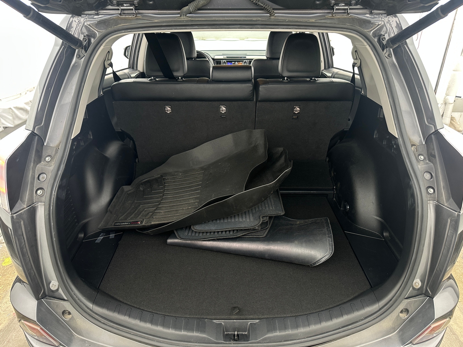 Thumbnail: 2017 Toyota RAV4 - 6