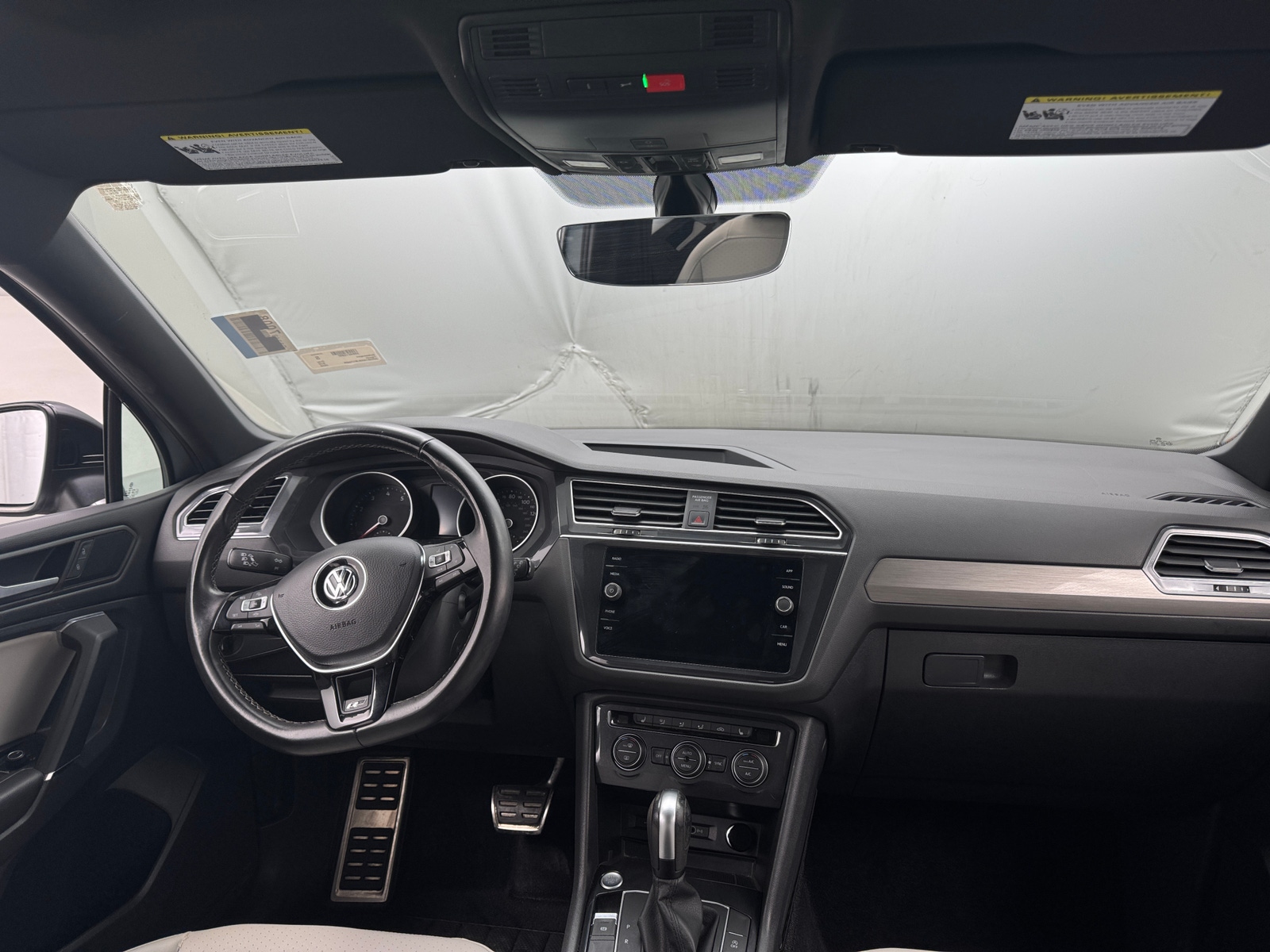 Thumbnail: 2020 Volkswagen Tiguan - 2