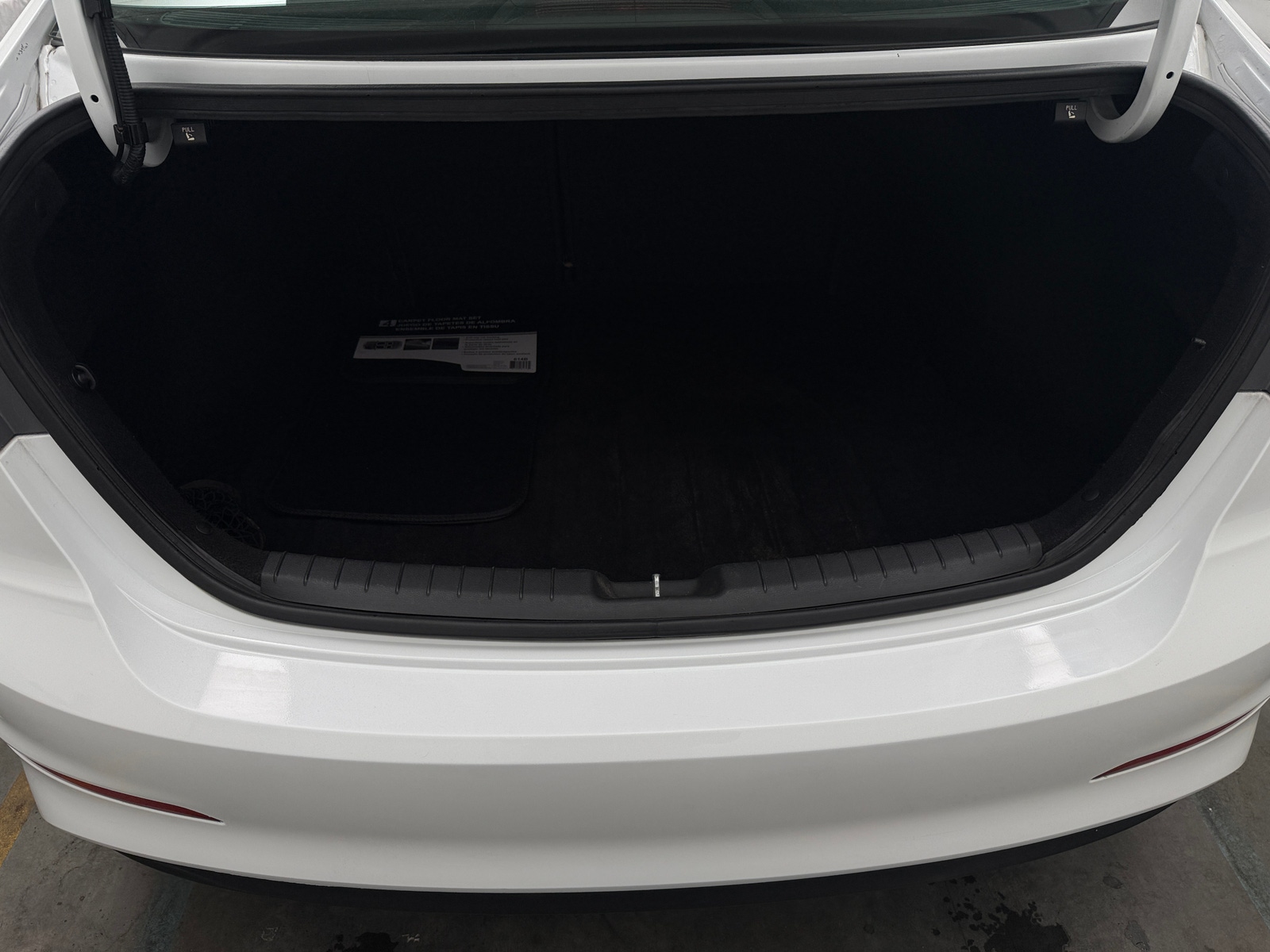 Thumbnail: 2017 Hyundai Elantra - 7