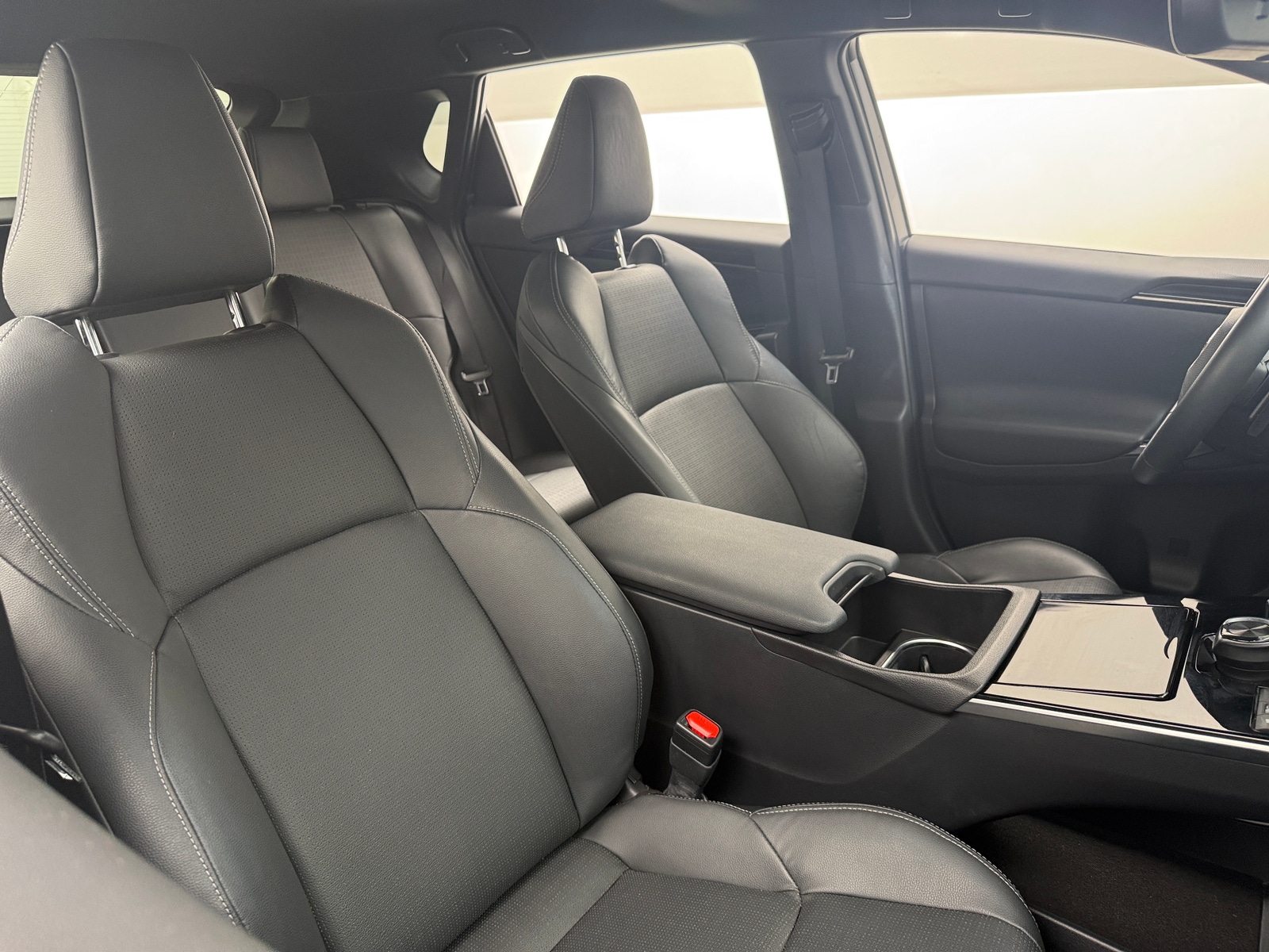 Thumbnail: 2023 Subaru Solterra - 2