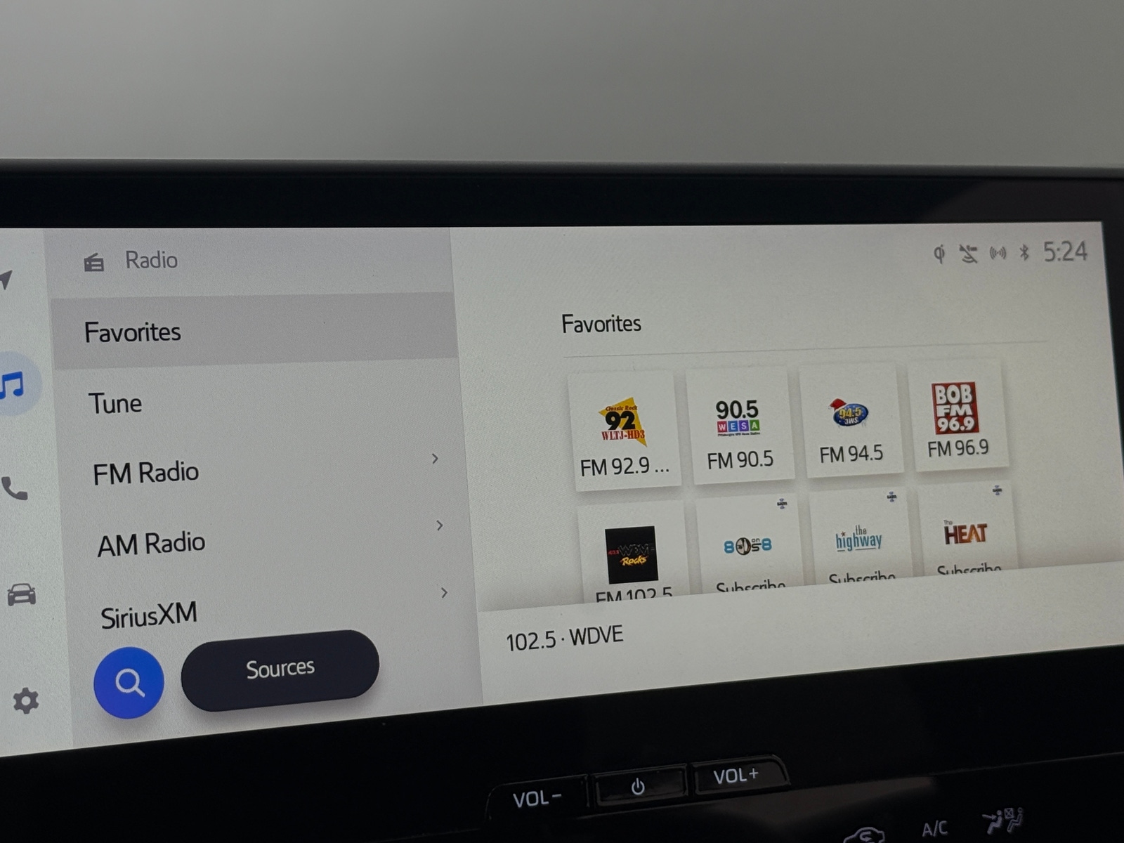 Thumbnail: 2023 Subaru Solterra - 4