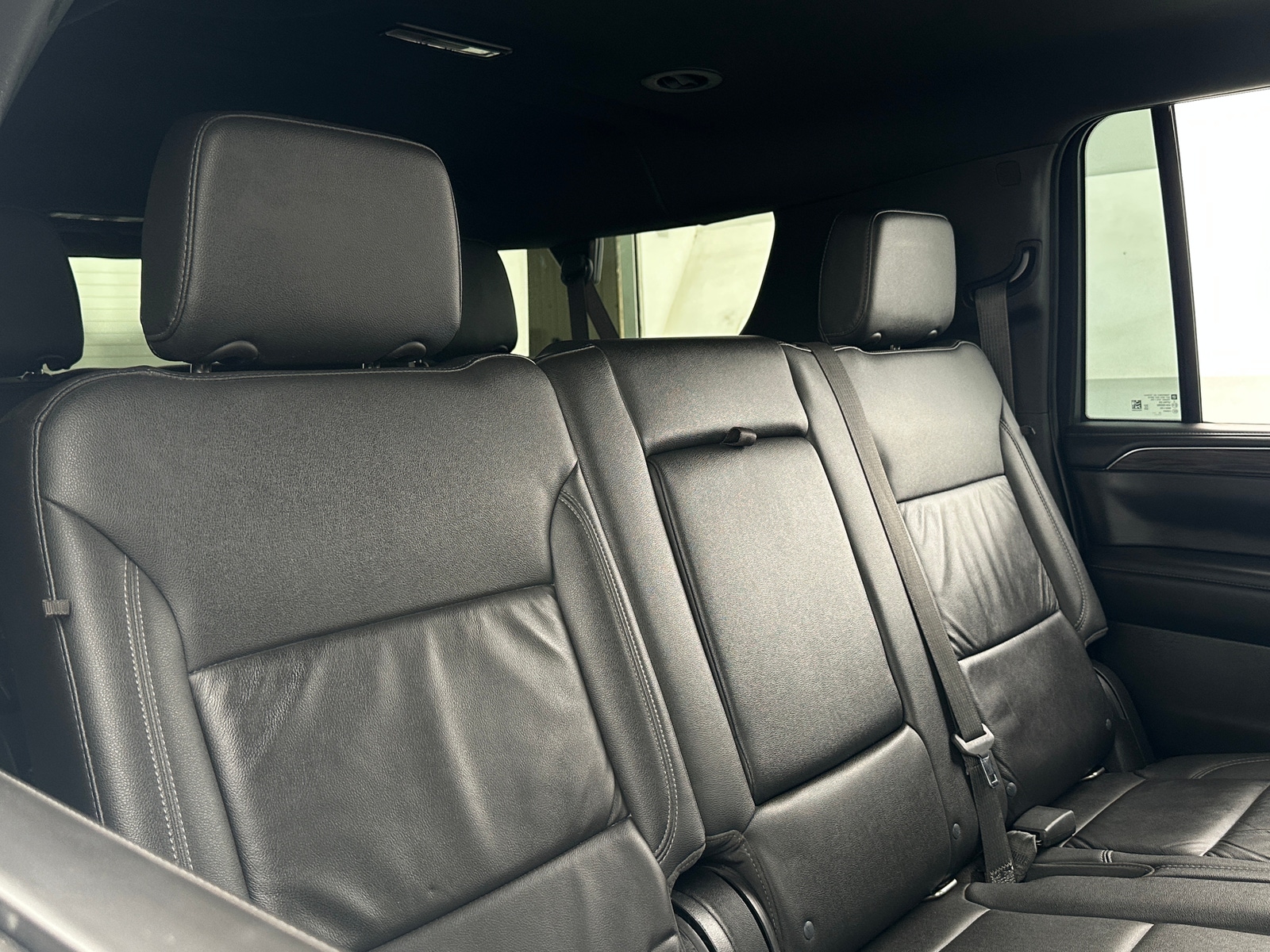 Thumbnail: 2022 Chevrolet Suburban - 5