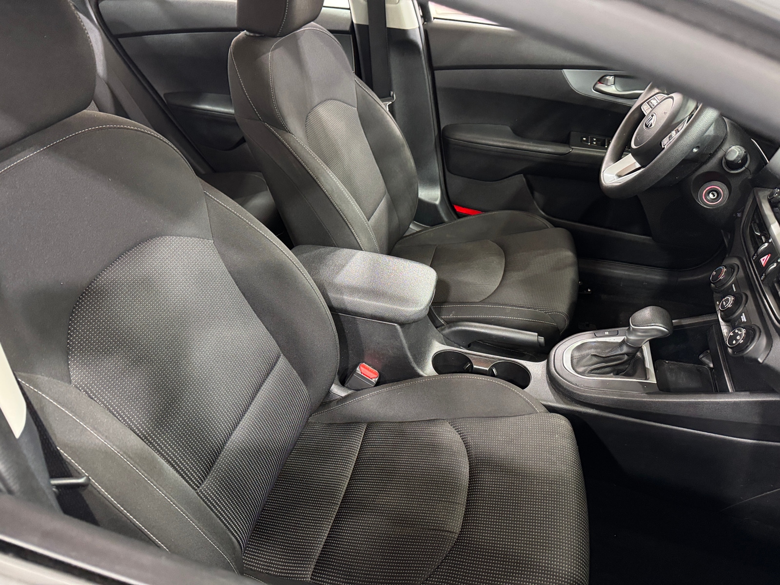 Thumbnail: 2021 Kia Forte - 2