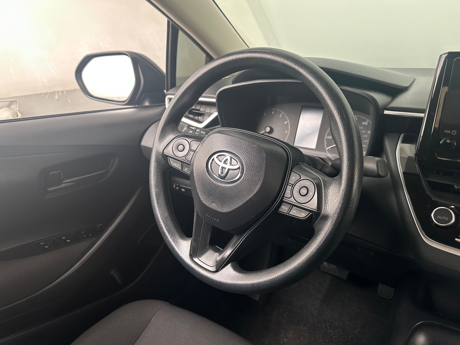 Thumbnail: 2024 Toyota Corolla - 5