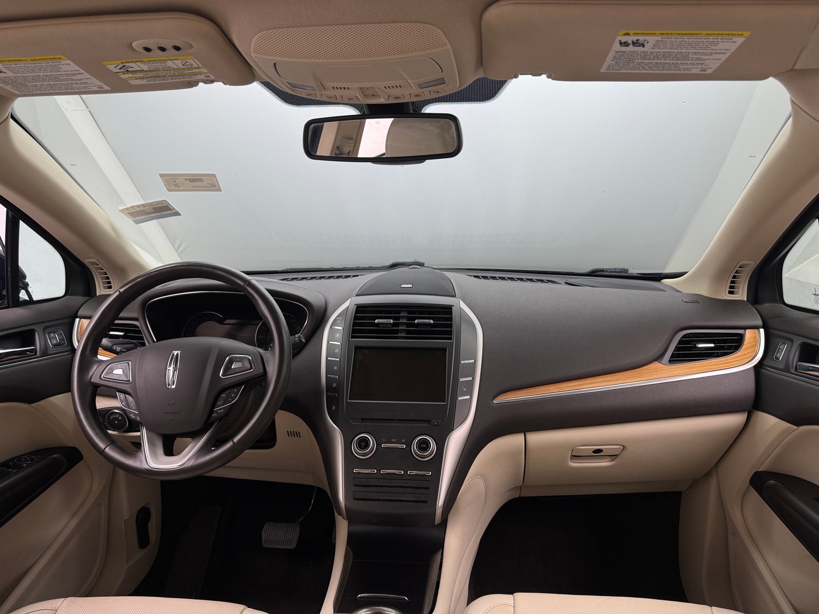 Thumbnail: 2015 Lincoln MKC - 2