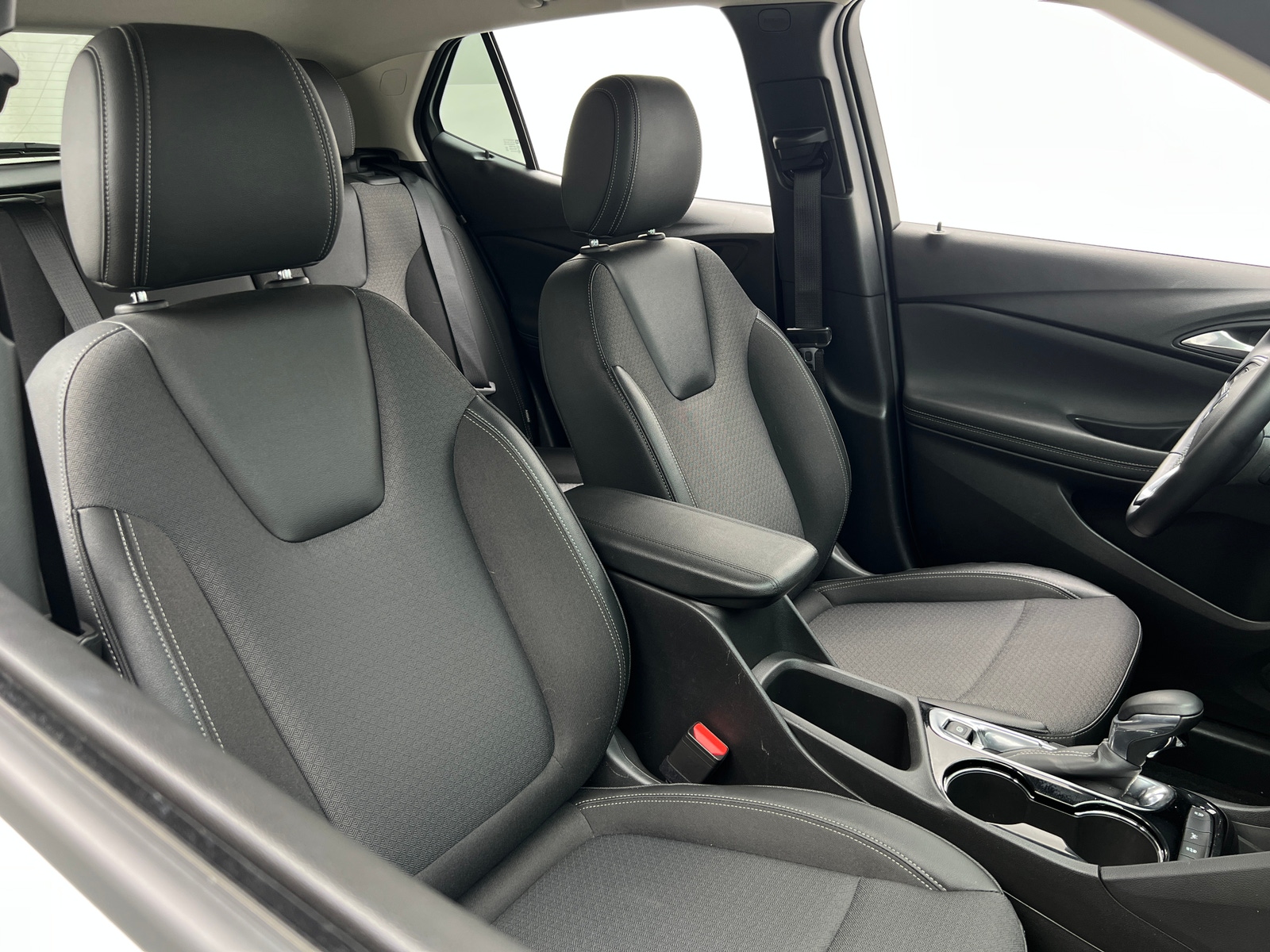 Thumbnail: 2025 Buick Encore GX - 2