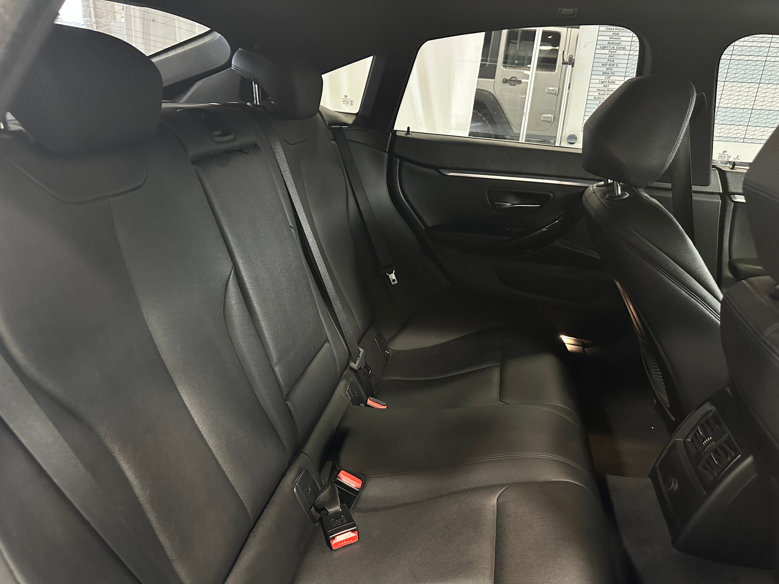 Thumbnail: 2016 BMW 4 Series - 5