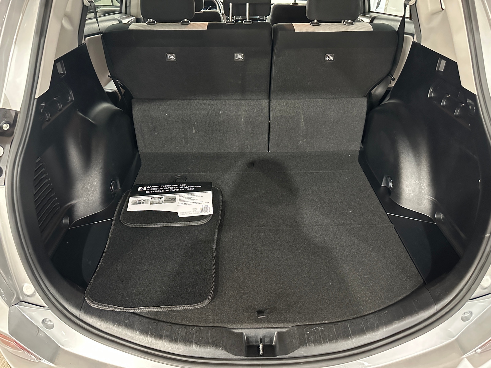 Thumbnail: 2018 Toyota RAV4 - 7