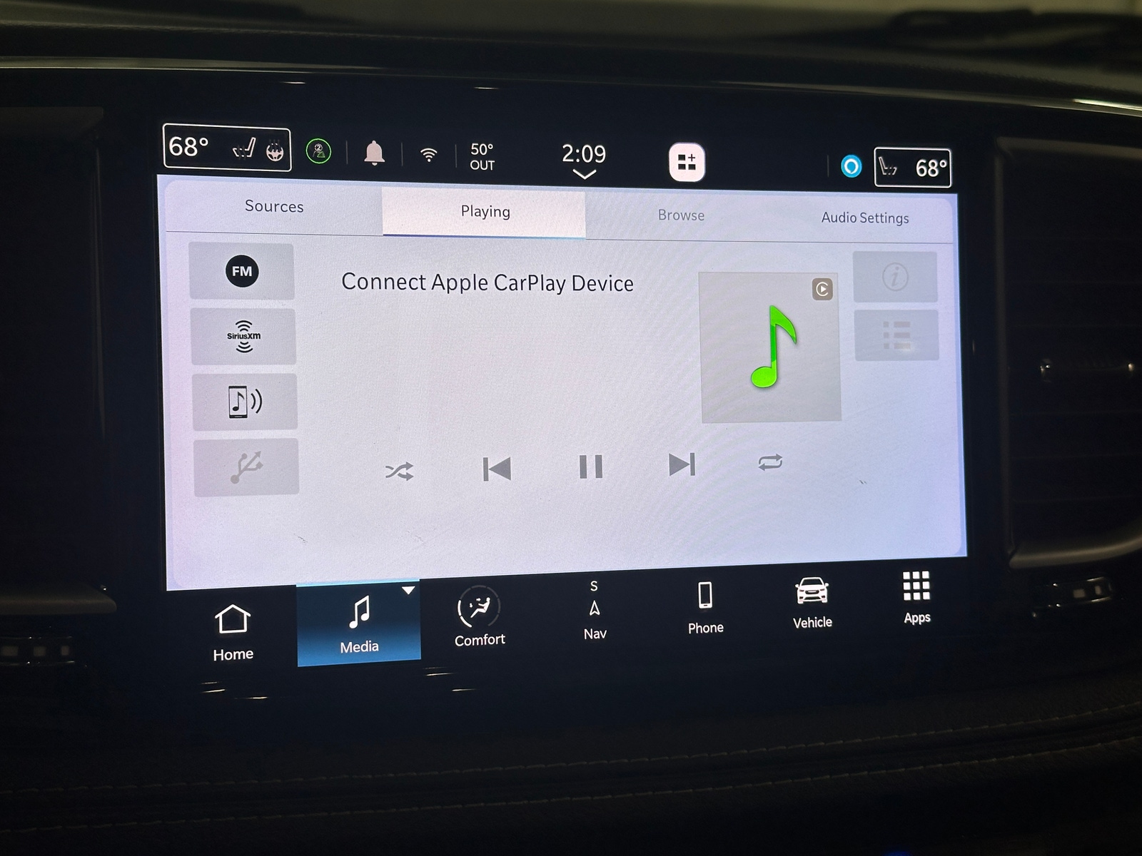 Thumbnail: 2023 Chrysler Pacifica - 3