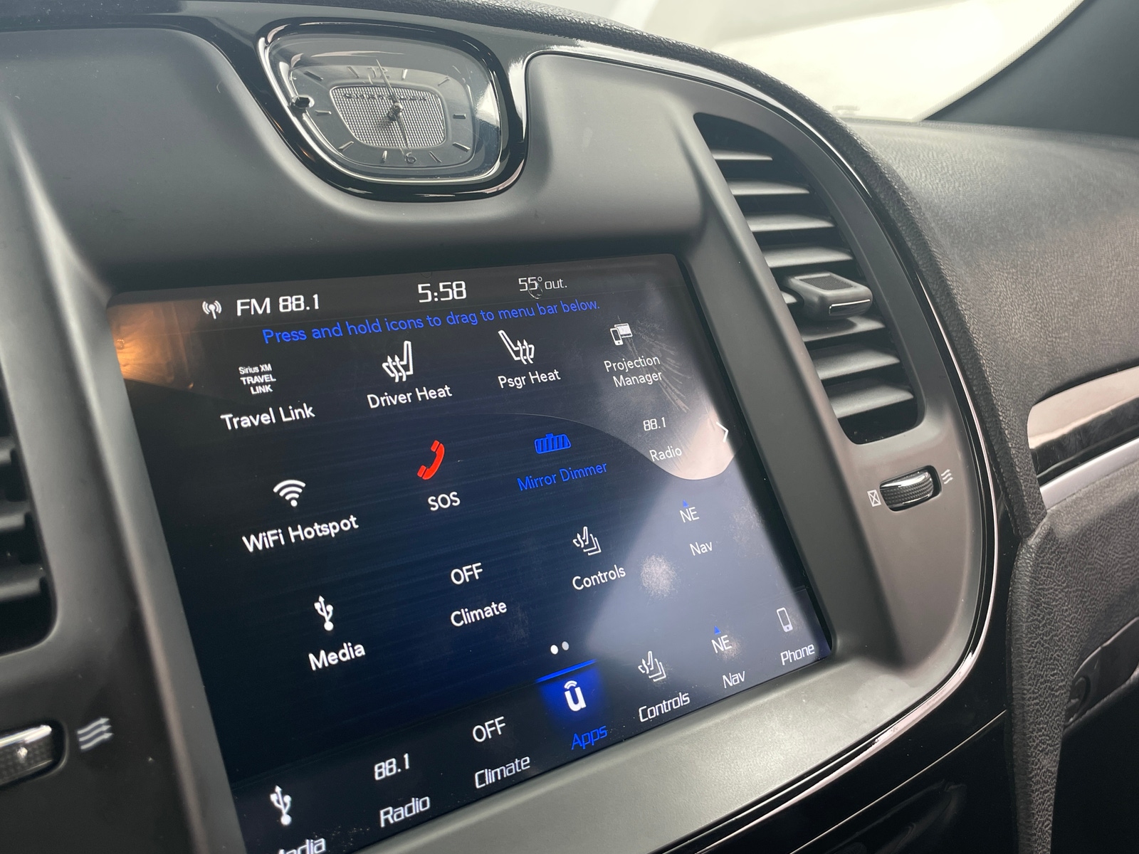 Thumbnail: 2018 Chrysler 300 - 3