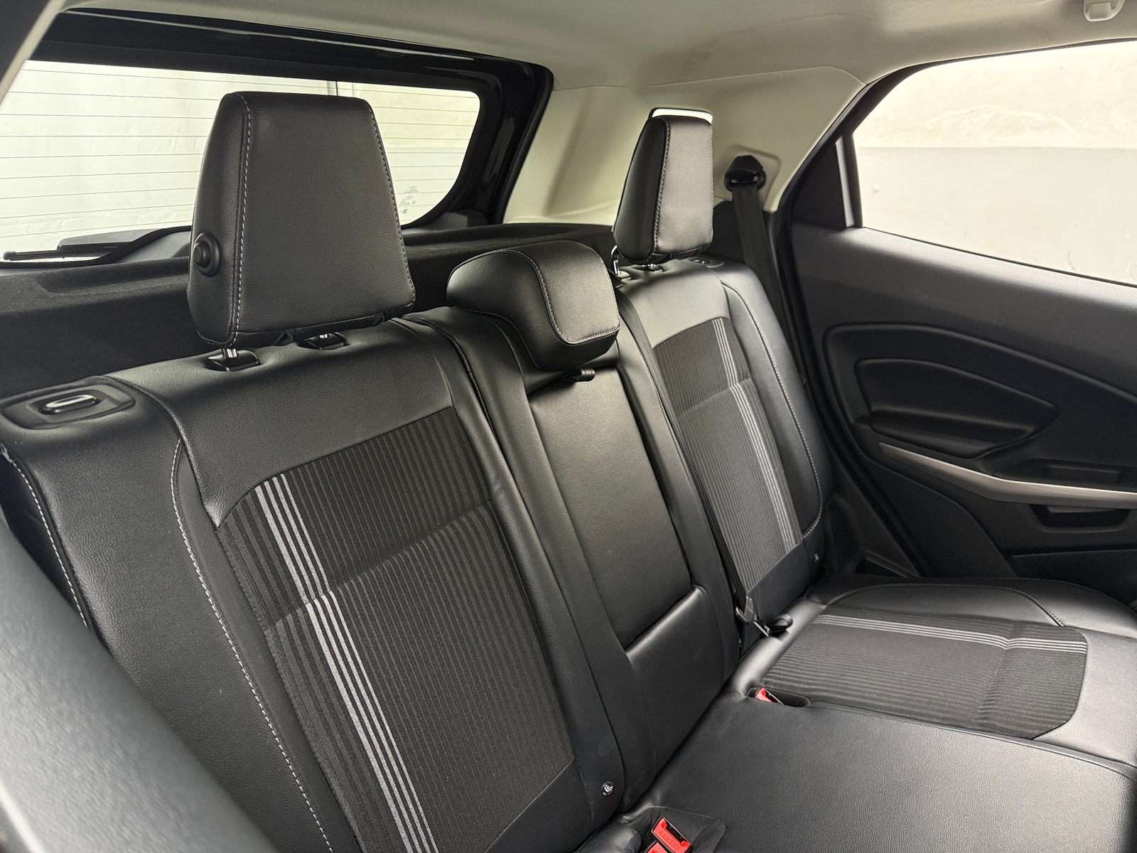 Thumbnail: 2019 Ford EcoSport - 6