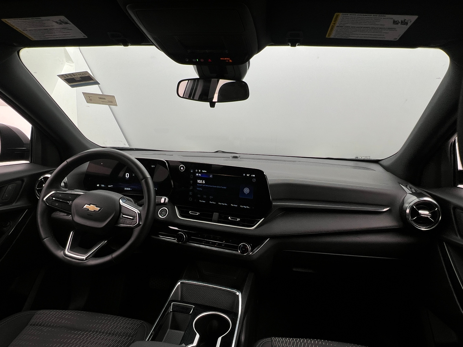 Thumbnail: 2025 Chevrolet Equinox - 3