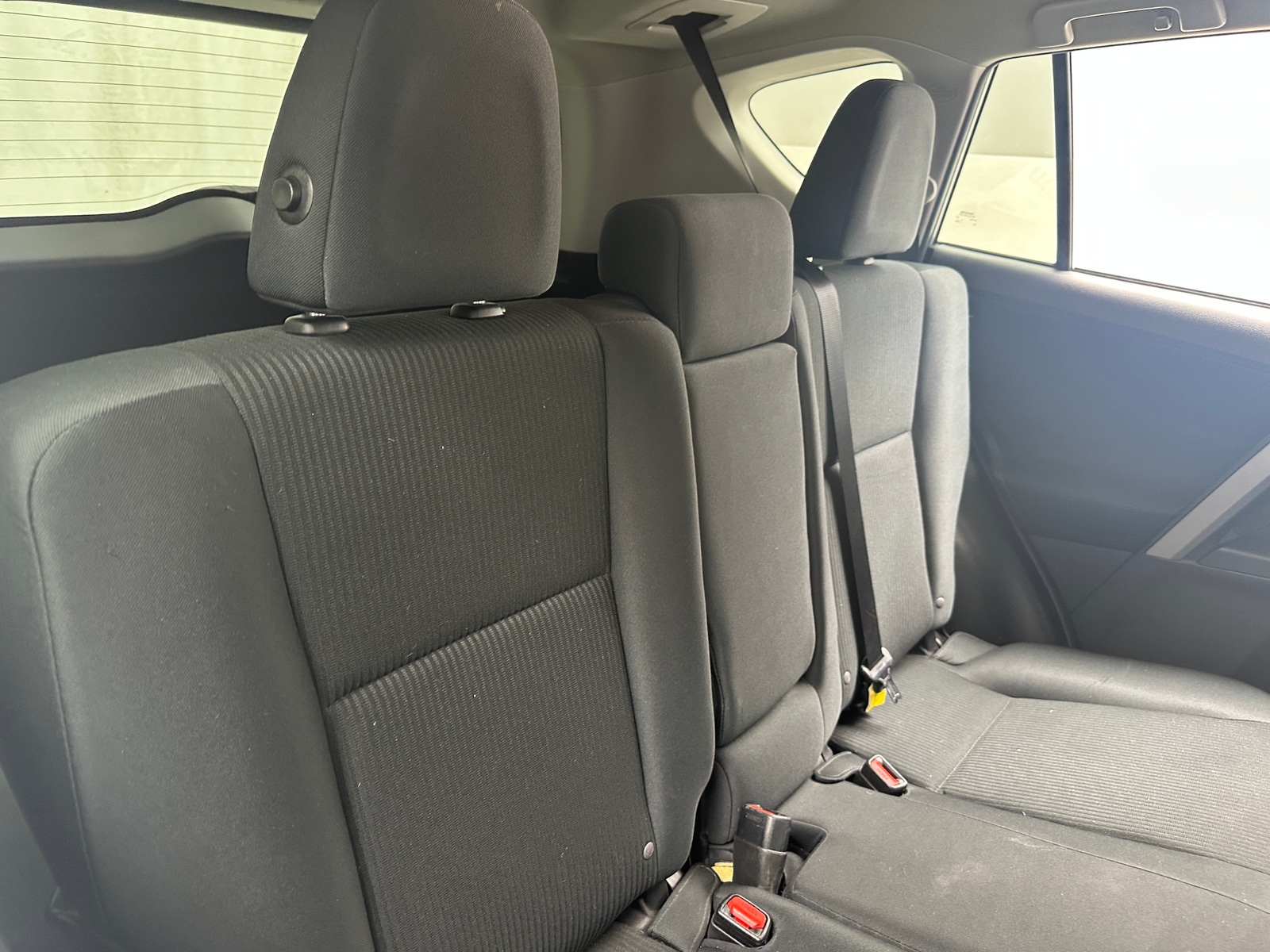 Thumbnail: 2018 Toyota RAV4 - 6