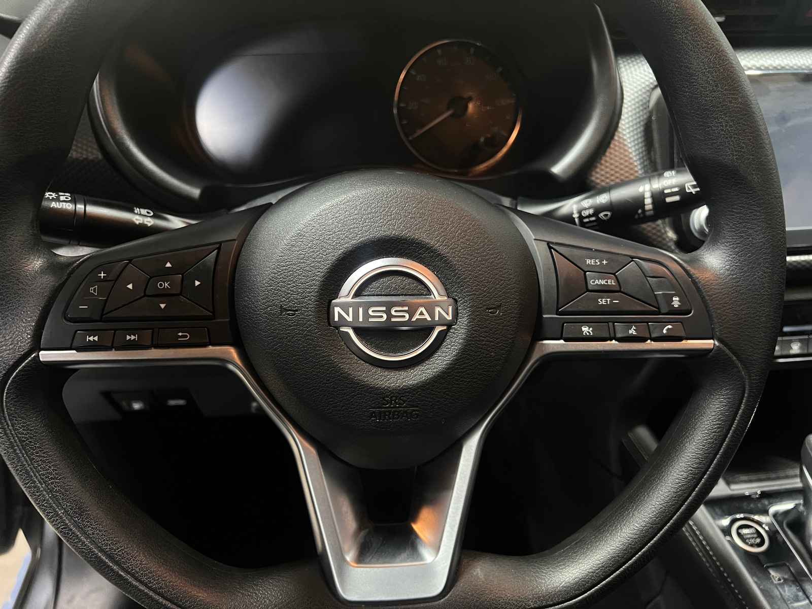 Thumbnail: 2022 Nissan Kicks - 5