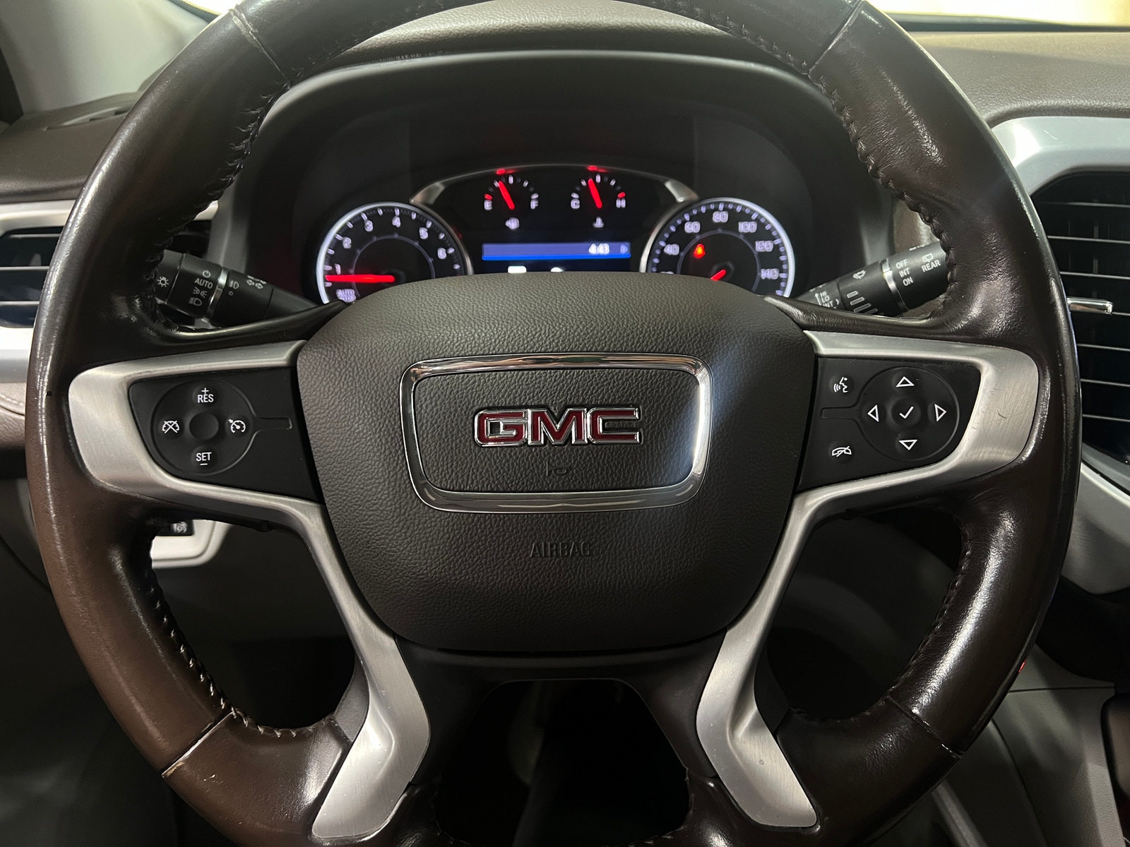 Thumbnail: 2020 GMC Acadia - 4