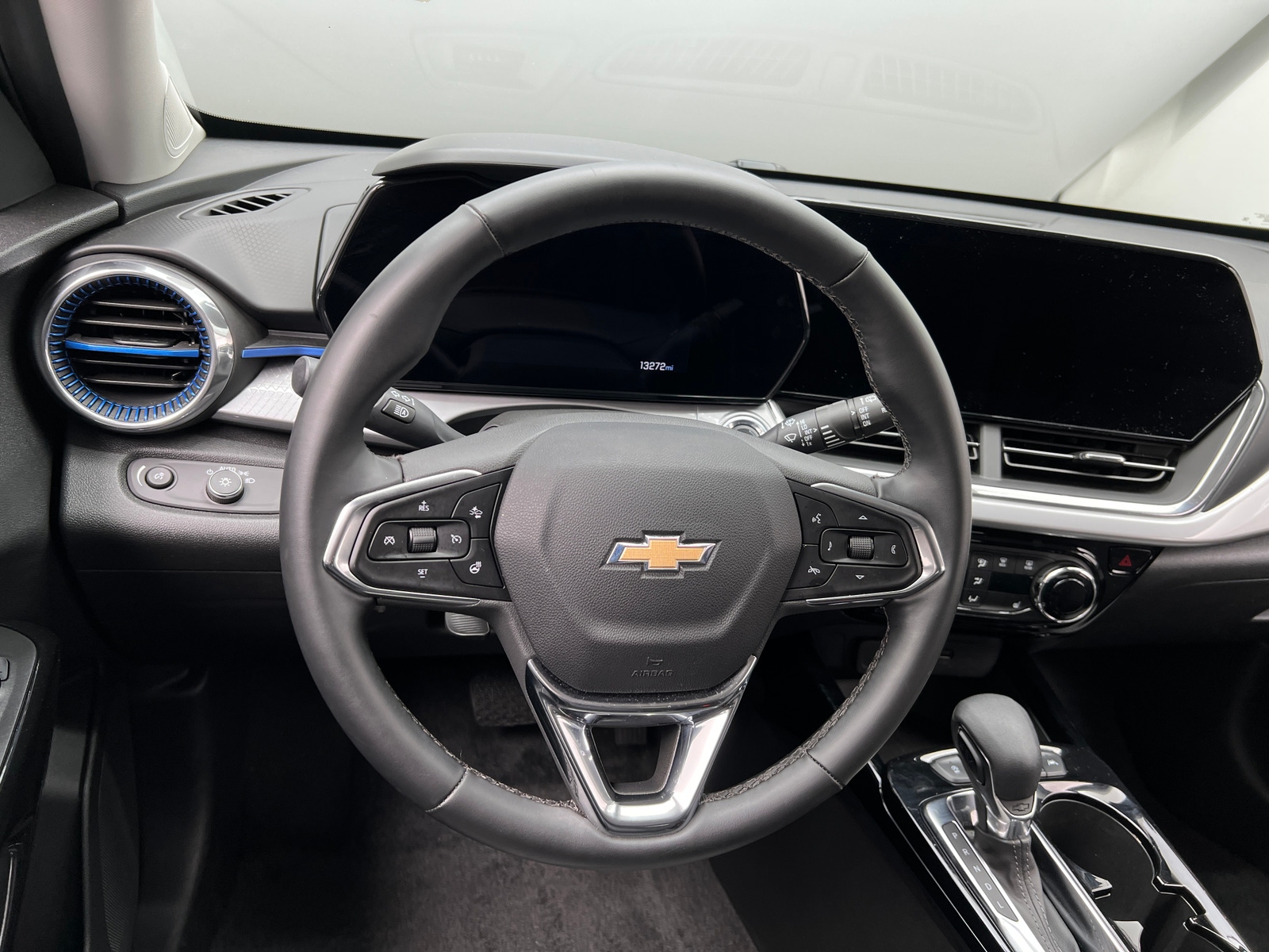 Thumbnail: 2025 Chevrolet Trax - 5