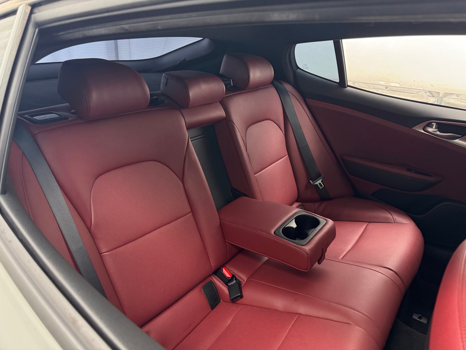 Thumbnail: 2022 Kia Stinger - 5