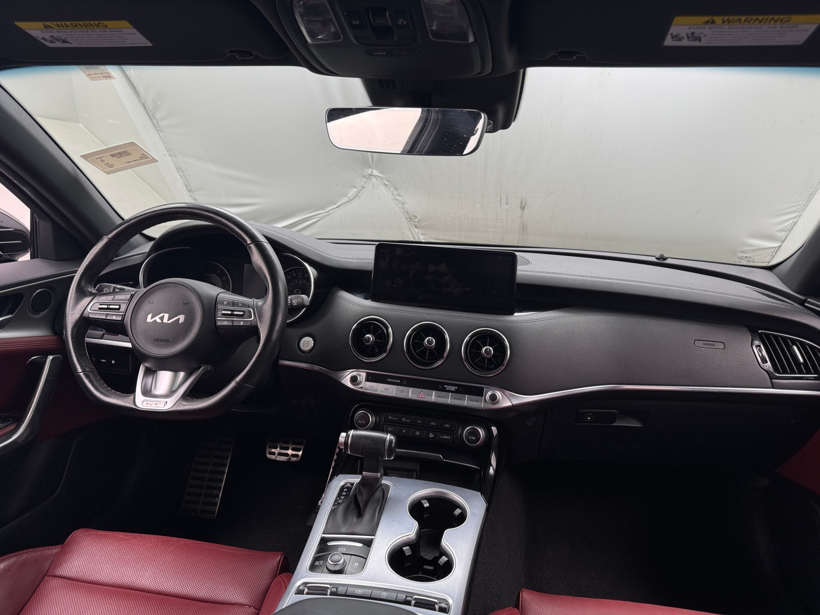 Thumbnail: 2022 Kia Stinger - 2