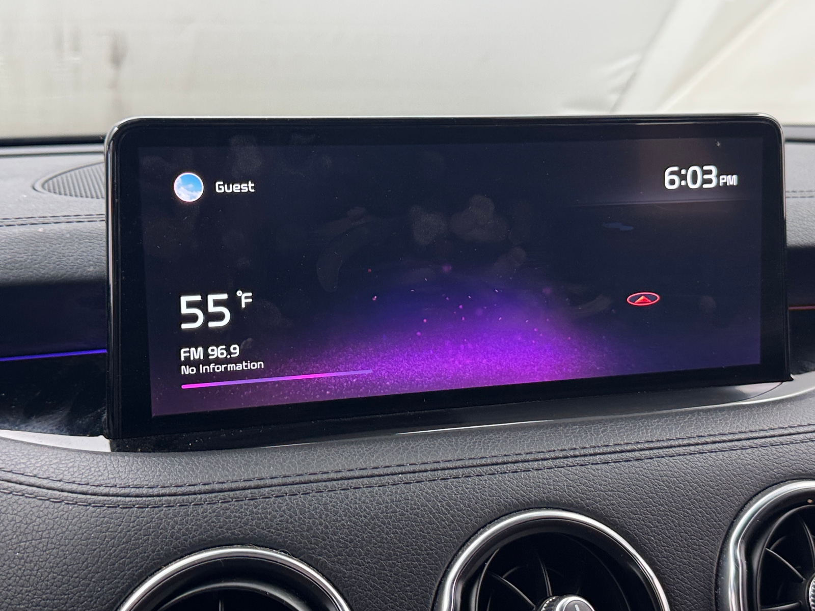 Thumbnail: 2022 Kia Stinger - 3