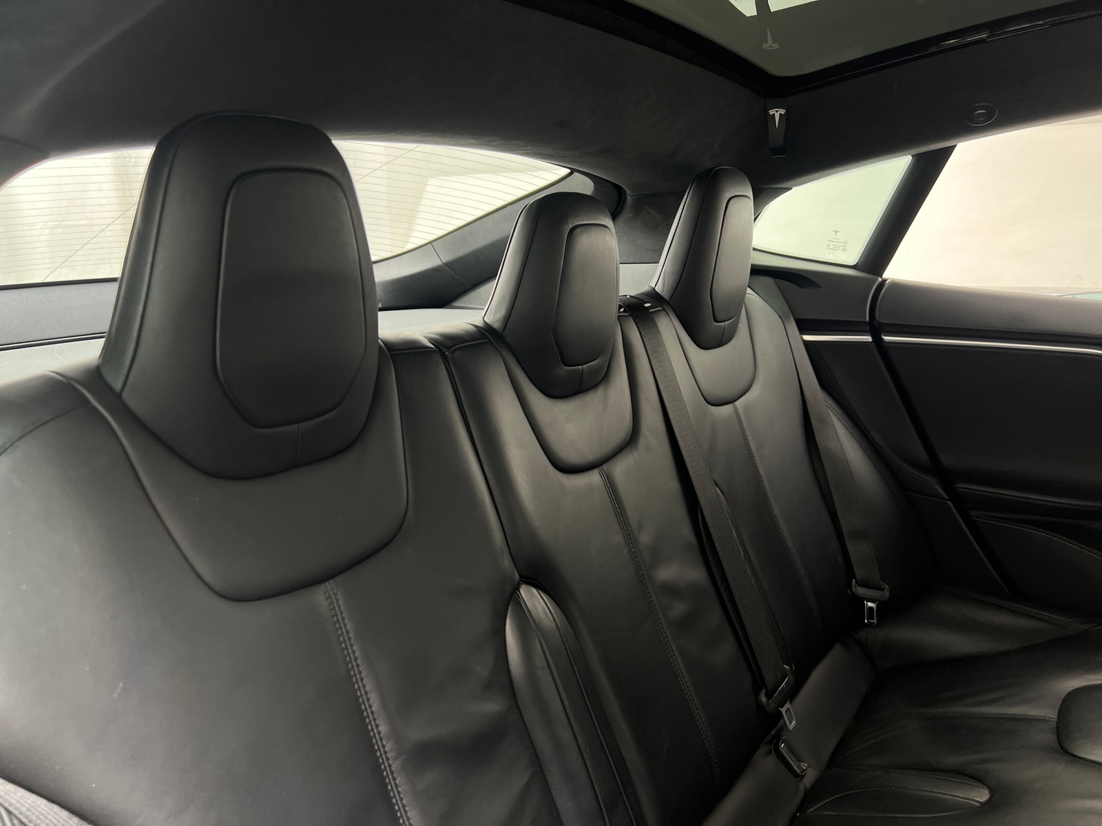 Thumbnail: 2016 Tesla Model S - 5