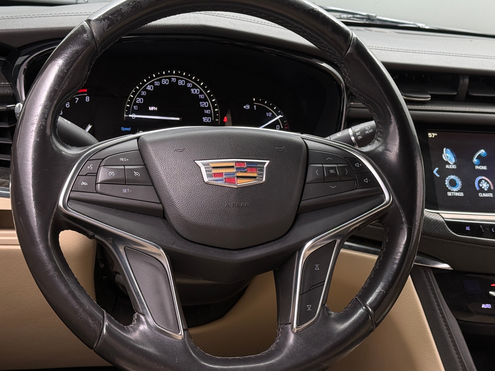 Thumbnail: 2018 Cadillac XT5 - 4