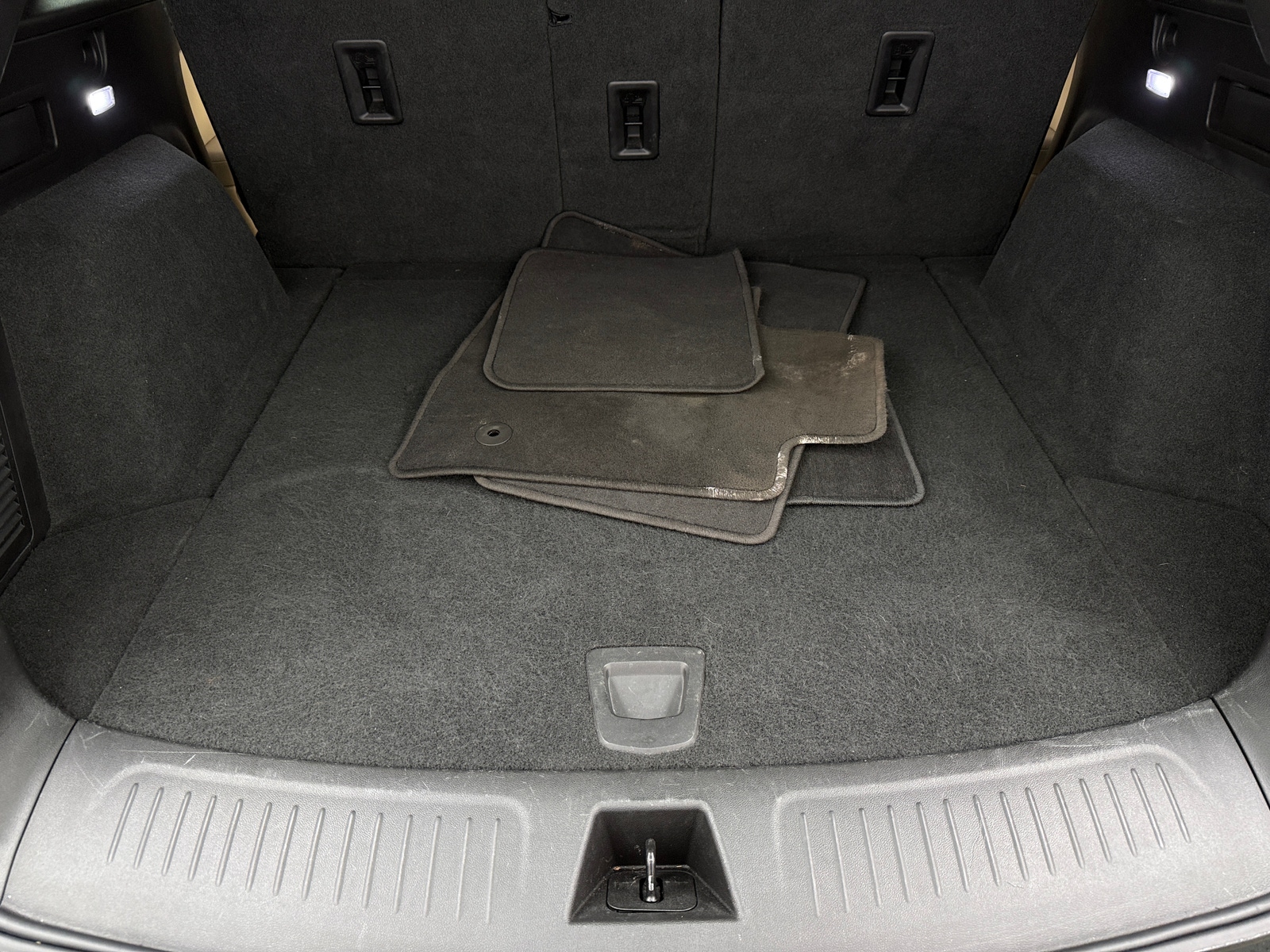 Thumbnail: 2018 Cadillac XT5 - 6