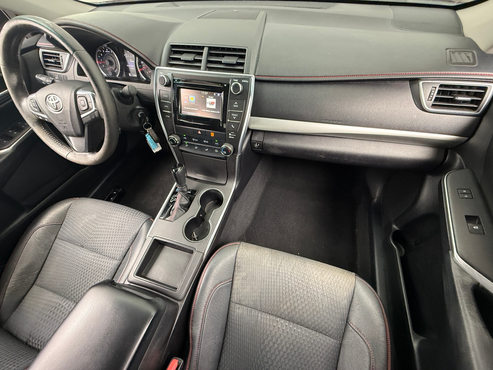 Thumbnail: 2015 Toyota Camry - 3