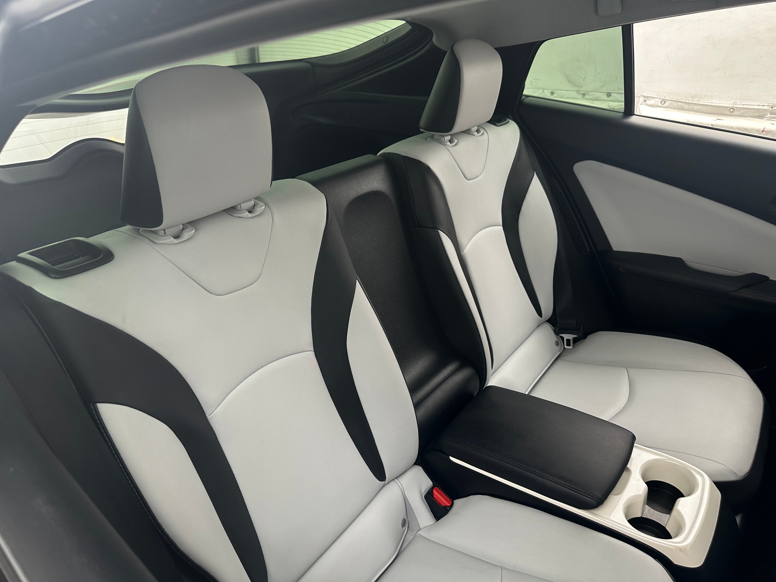 Thumbnail: 2018 Toyota Prius Prime - 5