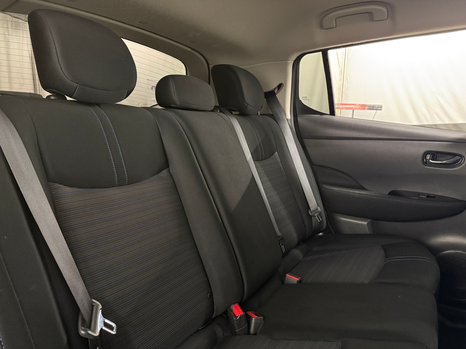 Thumbnail: 2021 Nissan Leaf - 6