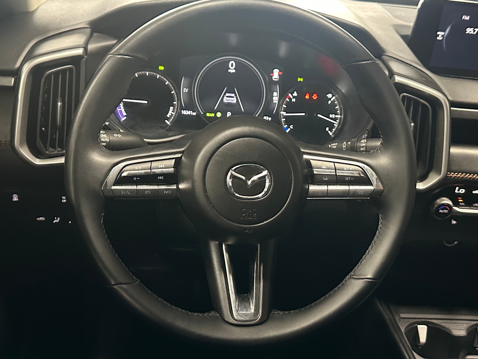 Thumbnail: 2025 Mazda CX-50 - 4