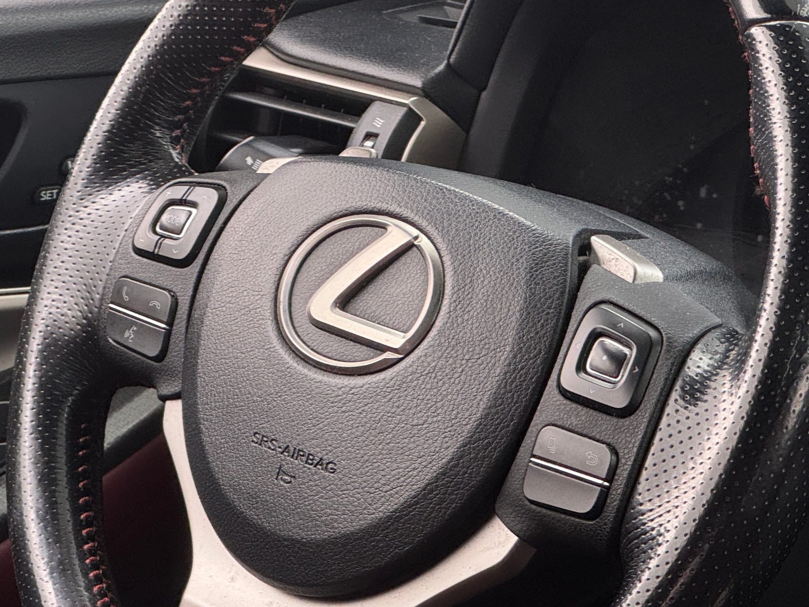 Thumbnail: 2016 Lexus RC - 3