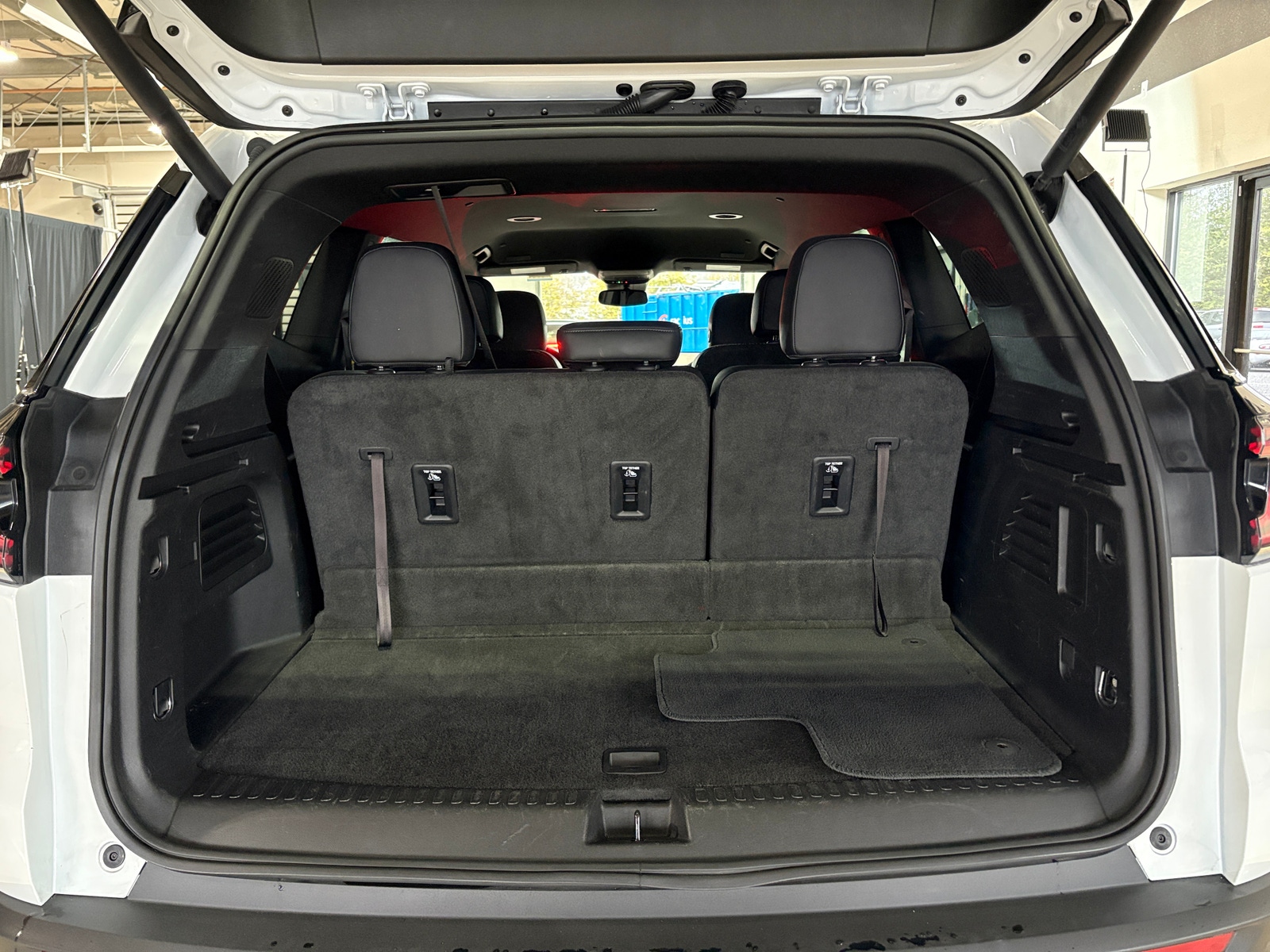 Thumbnail: 2024 GMC Acadia - 6