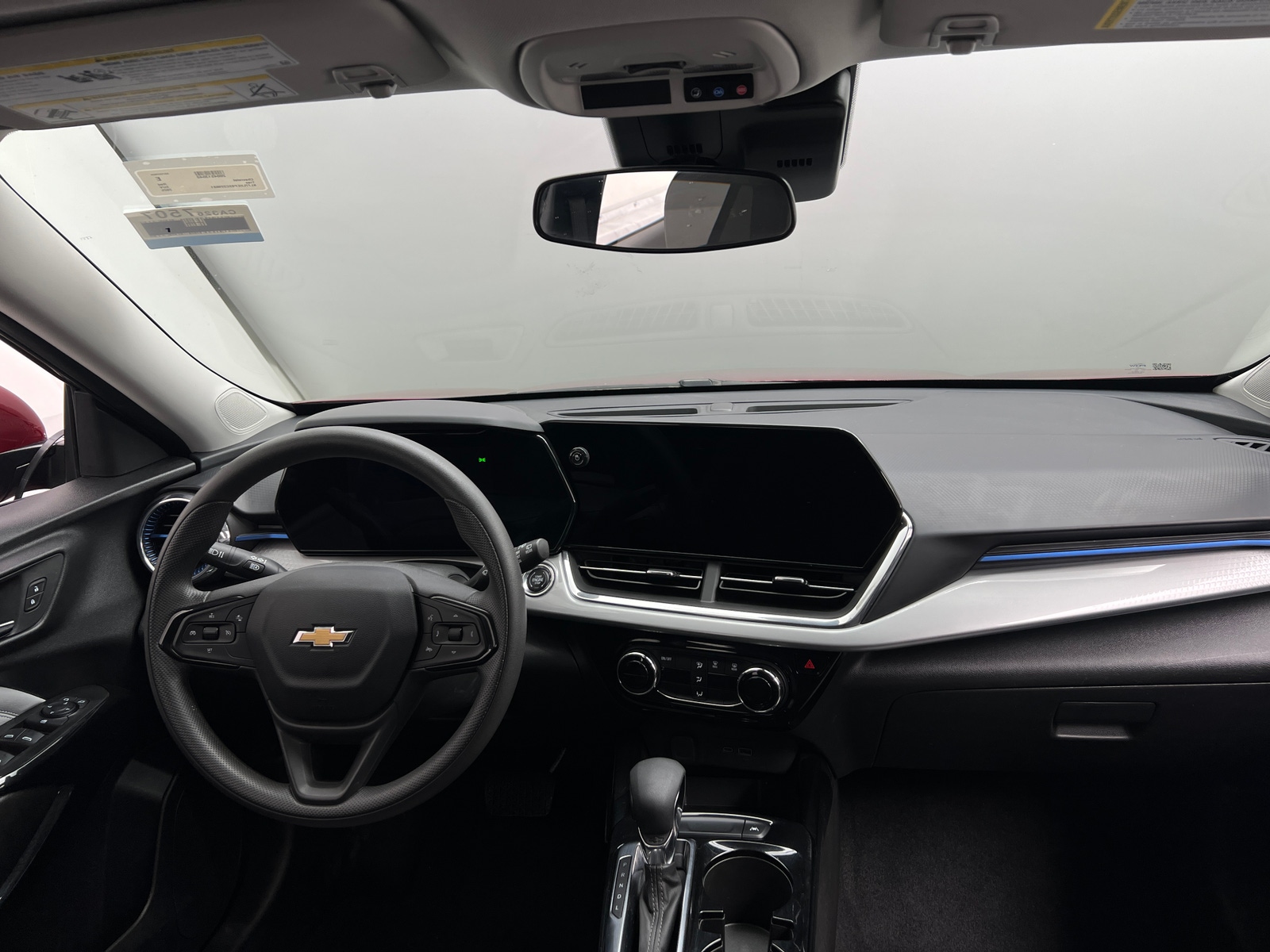 Thumbnail: 2025 Chevrolet Trax - 3