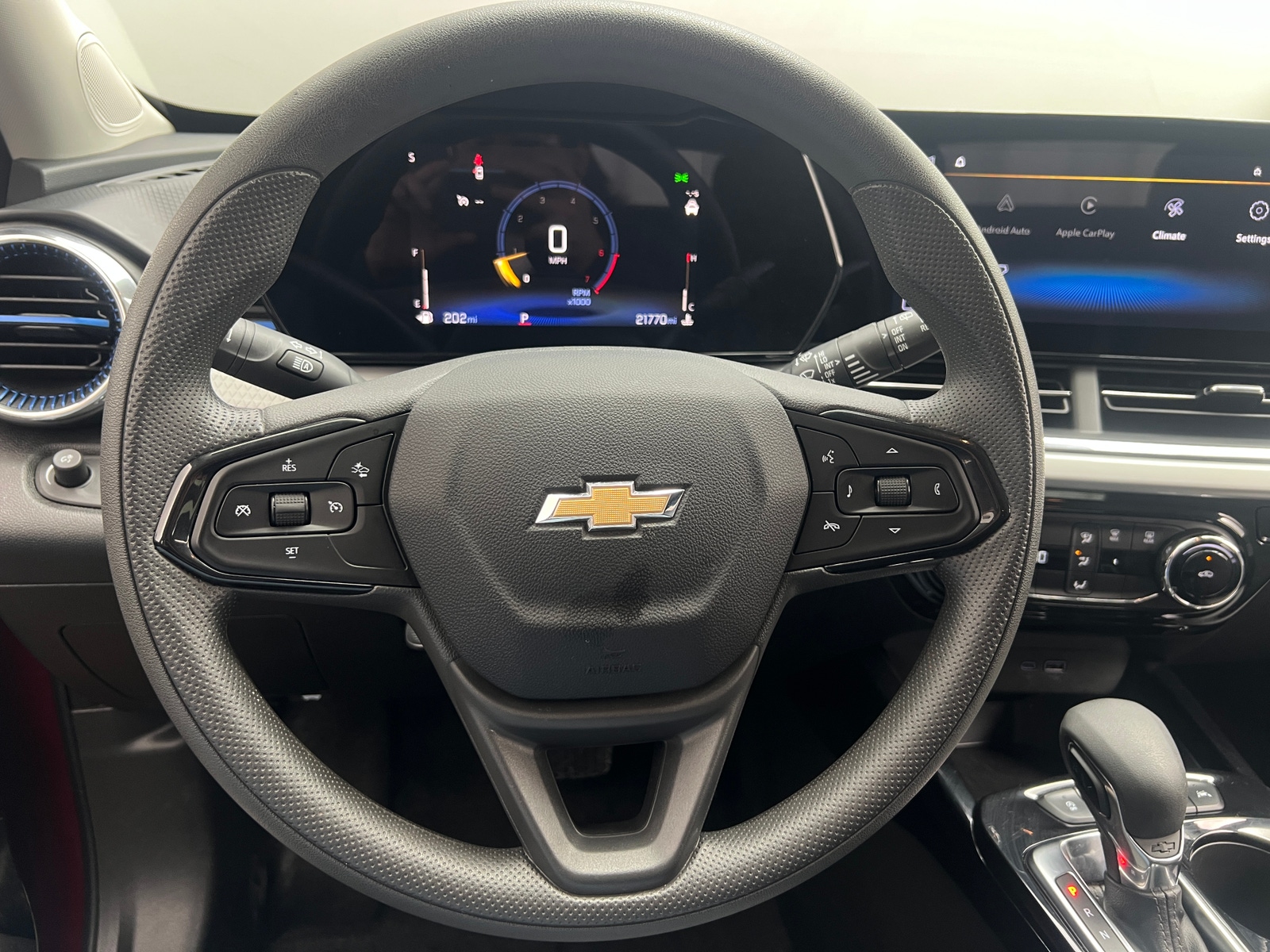 Thumbnail: 2025 Chevrolet Trax - 5