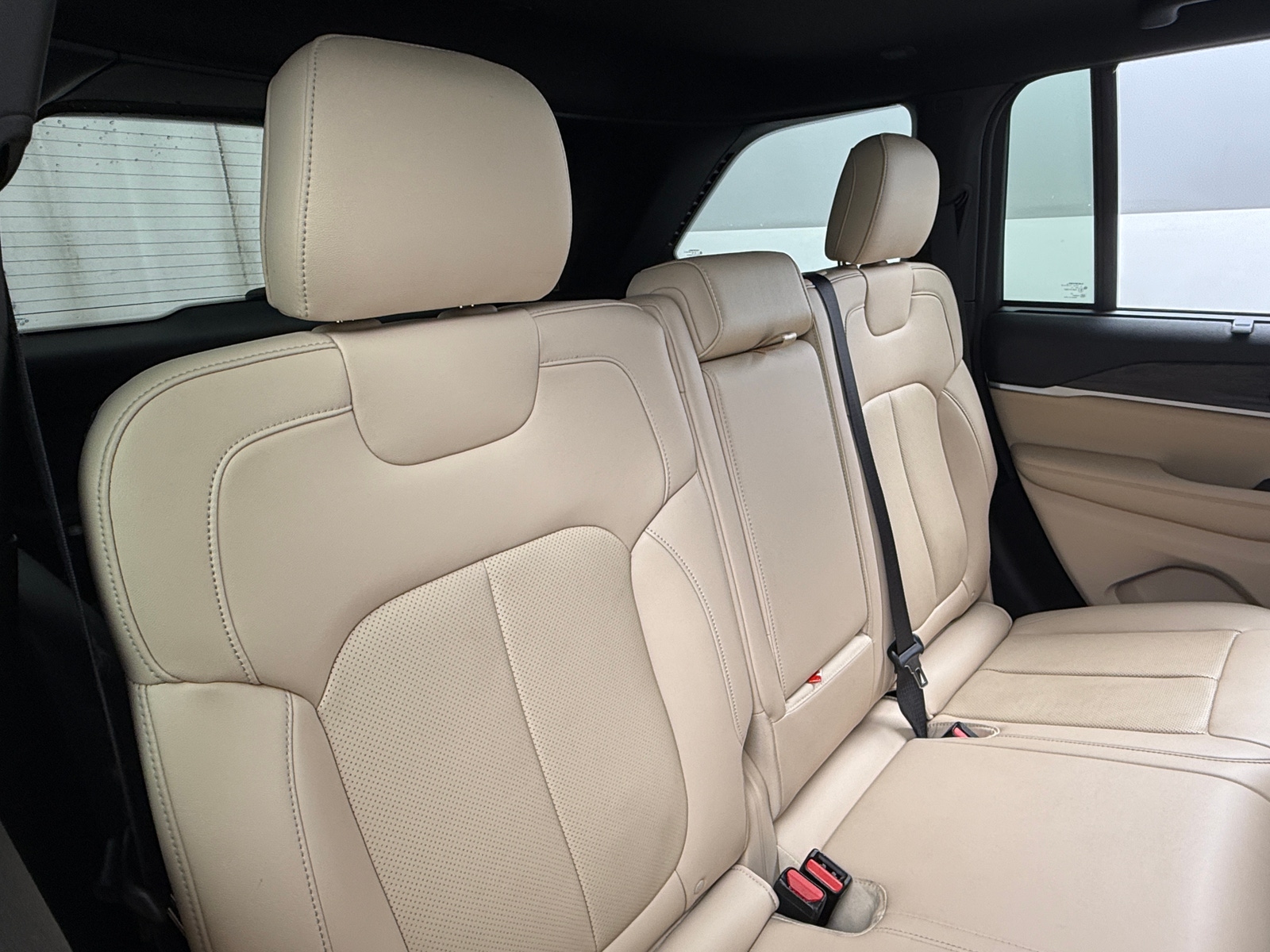 Thumbnail: 2022 Jeep Grand Cherokee - 5