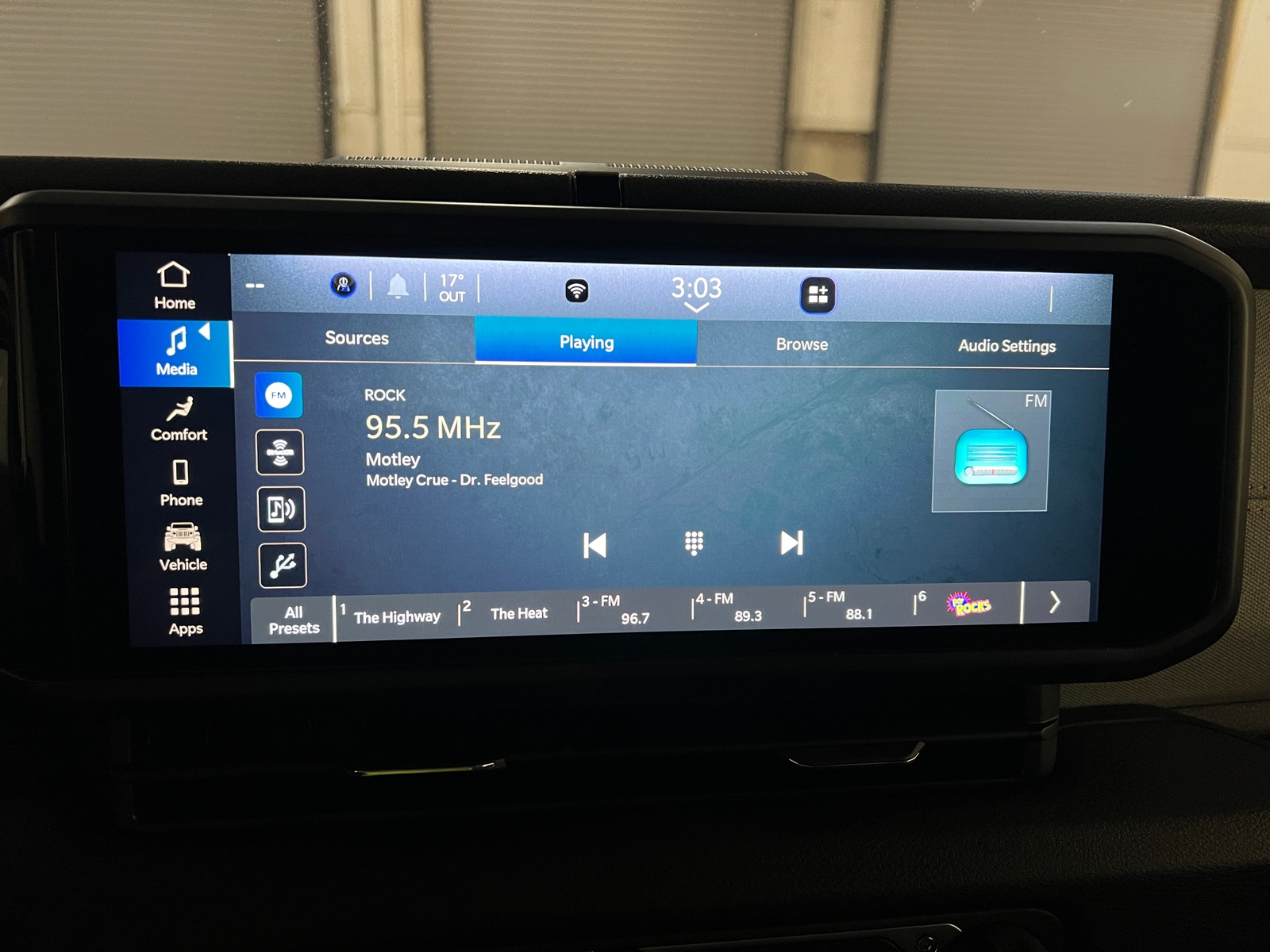 Thumbnail: 2025 Jeep Wrangler - 4