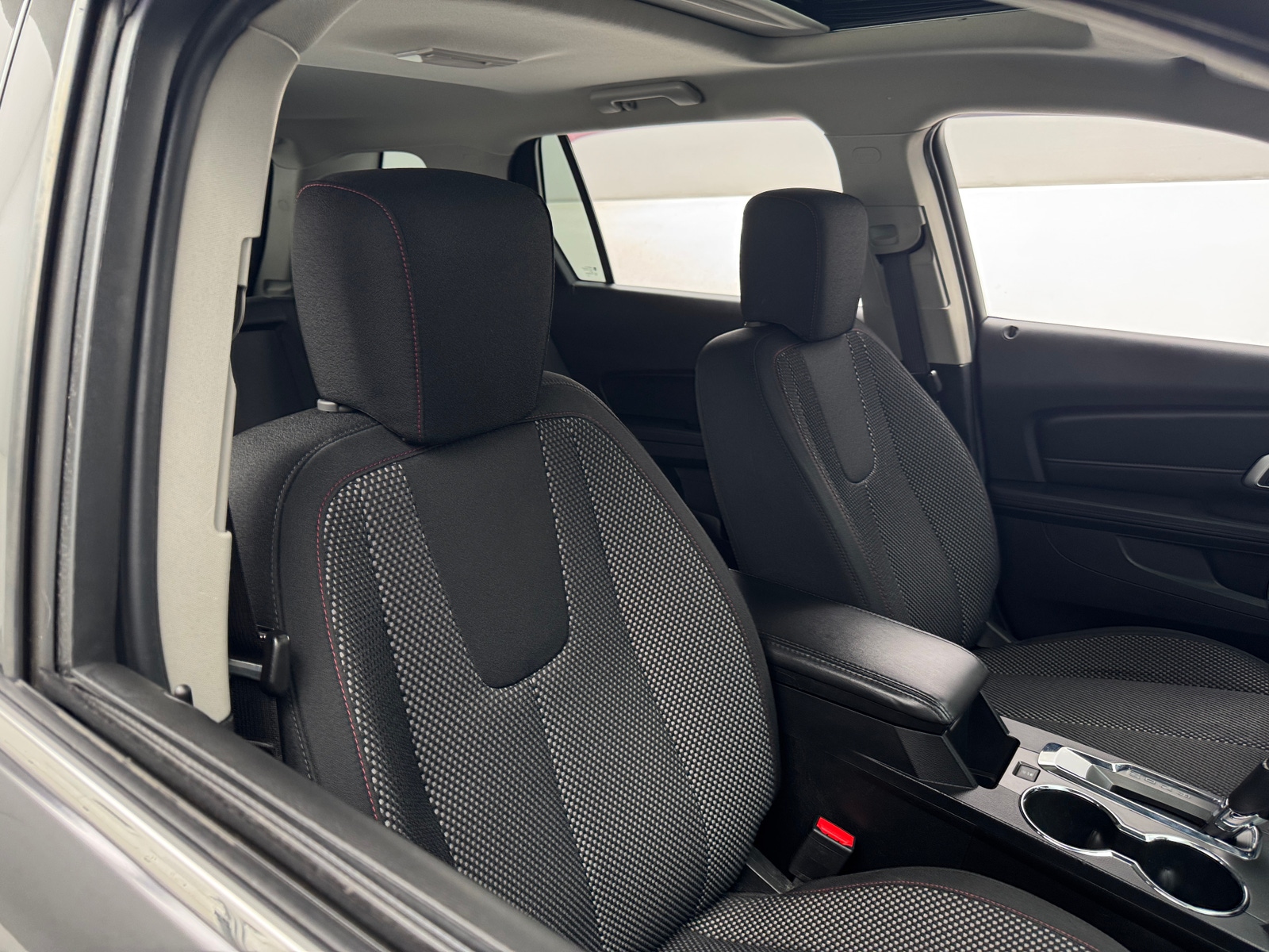 Thumbnail: 2017 GMC Terrain - 2