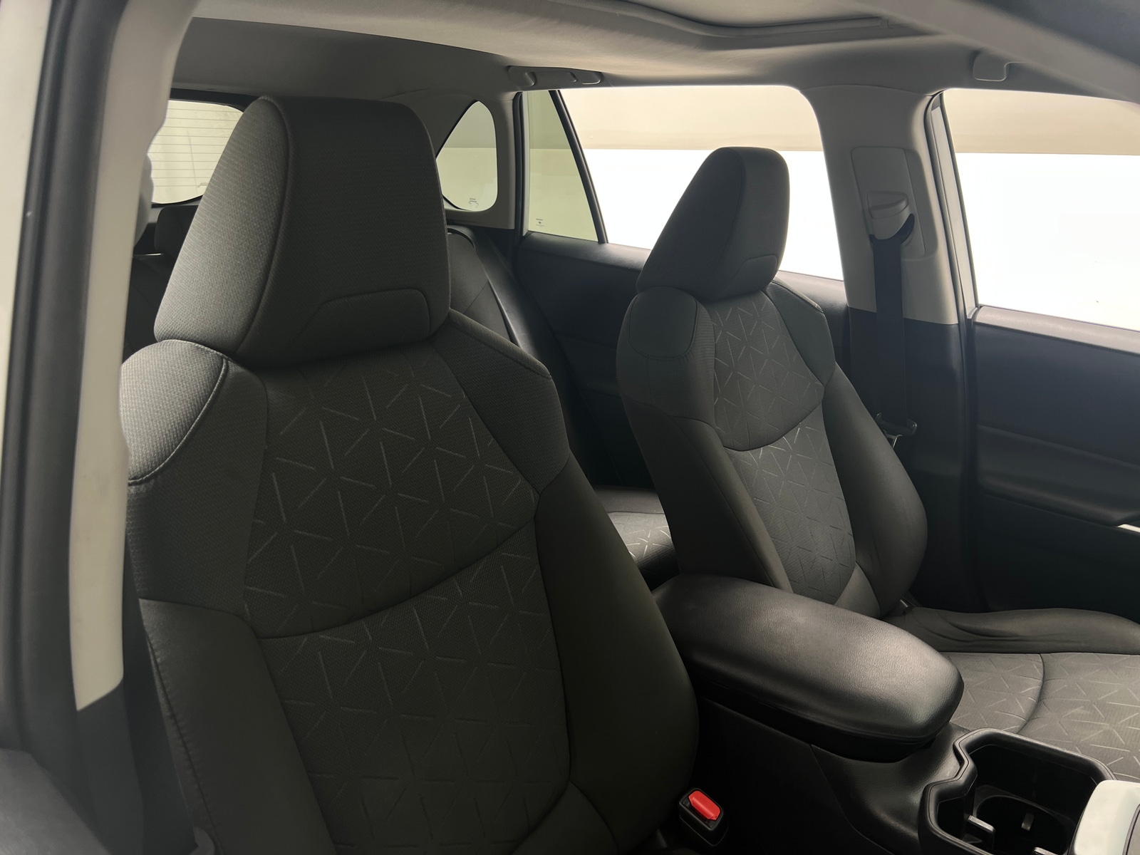 Thumbnail: 2022 Toyota RAV4 - 2