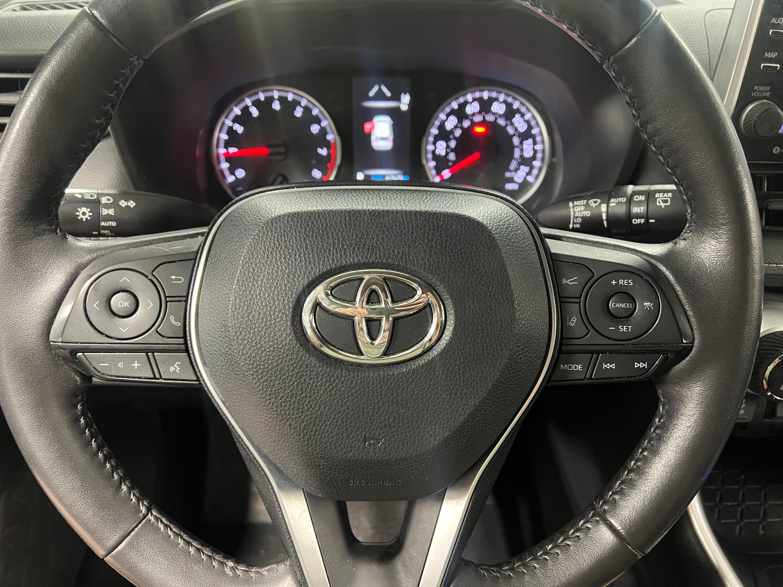 Thumbnail: 2022 Toyota RAV4 - 5