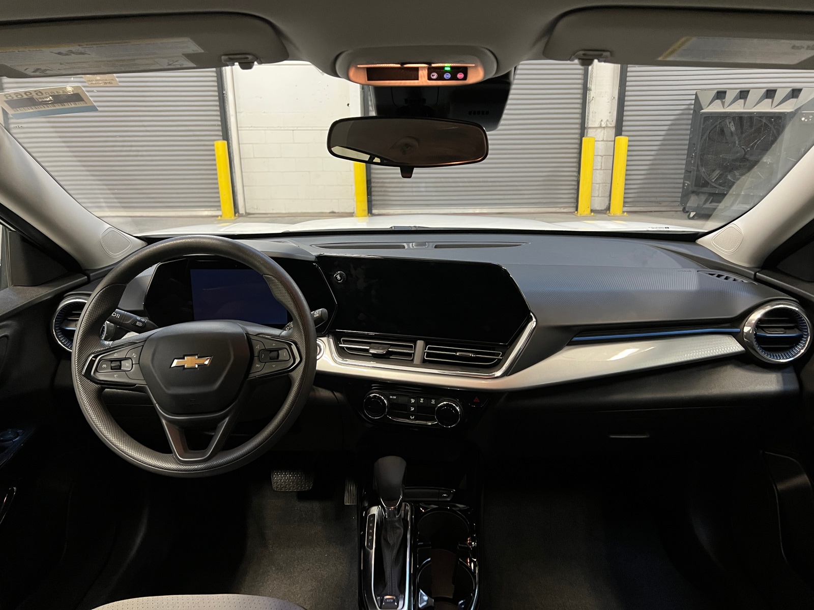 Thumbnail: 2025 Chevrolet Trax - 3