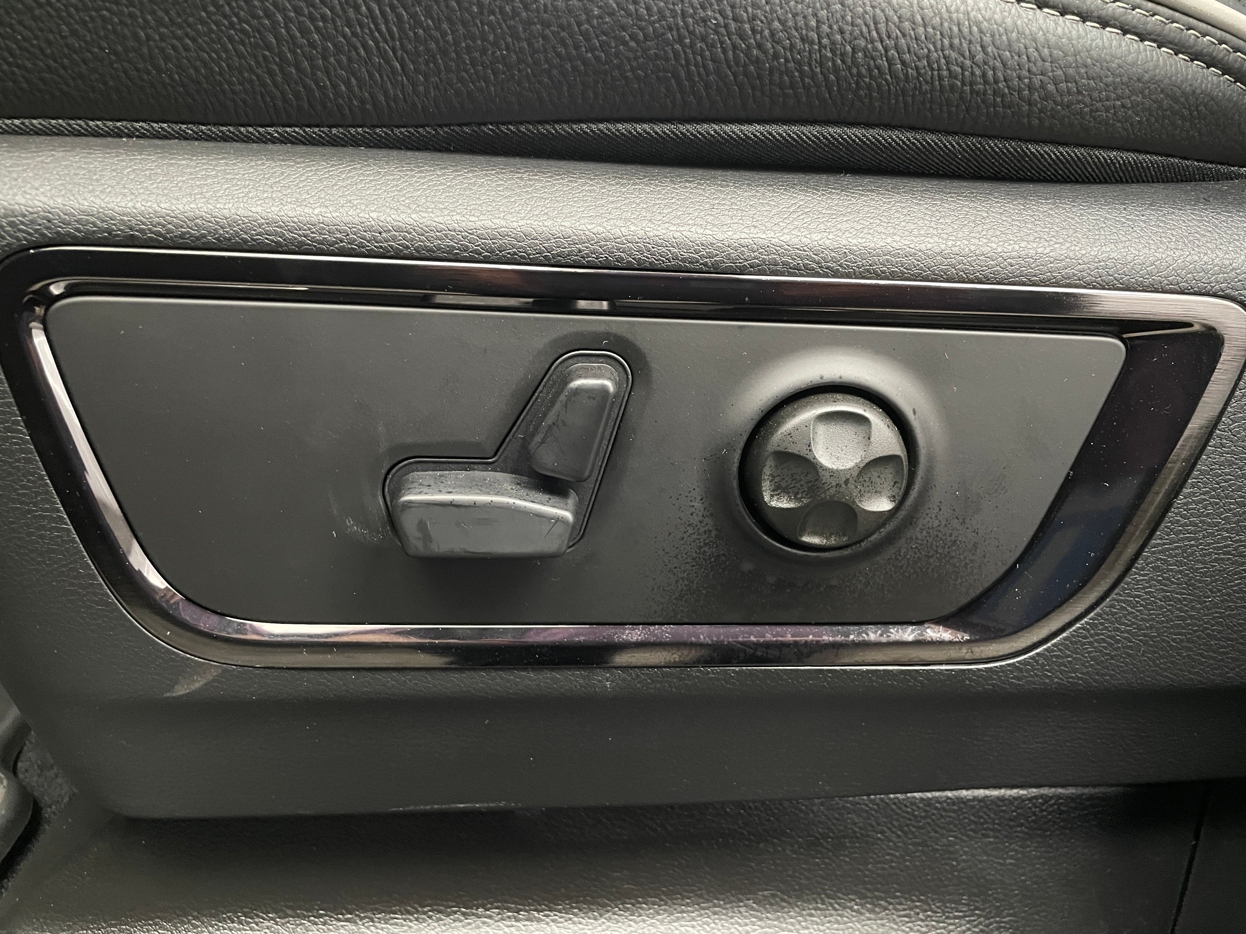 2026 RAM 1500 Limited - Photo 14