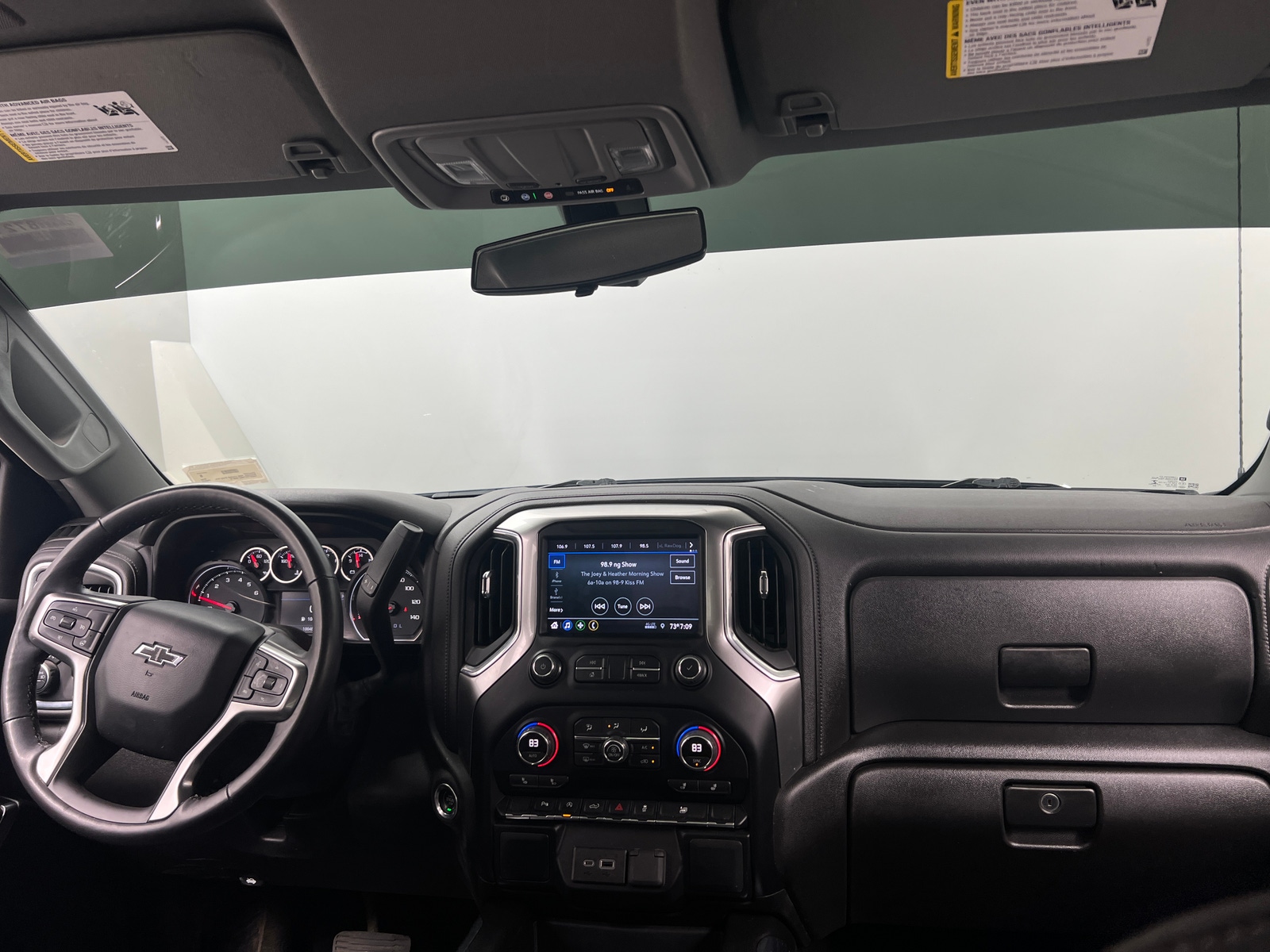 Thumbnail: 2022 Chevrolet Silverado 1500 - 3