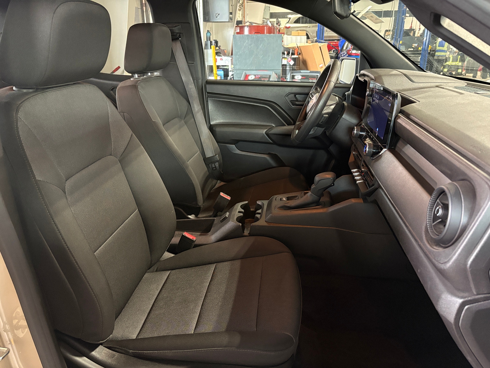 Thumbnail: 2023 Chevrolet Colorado - 2