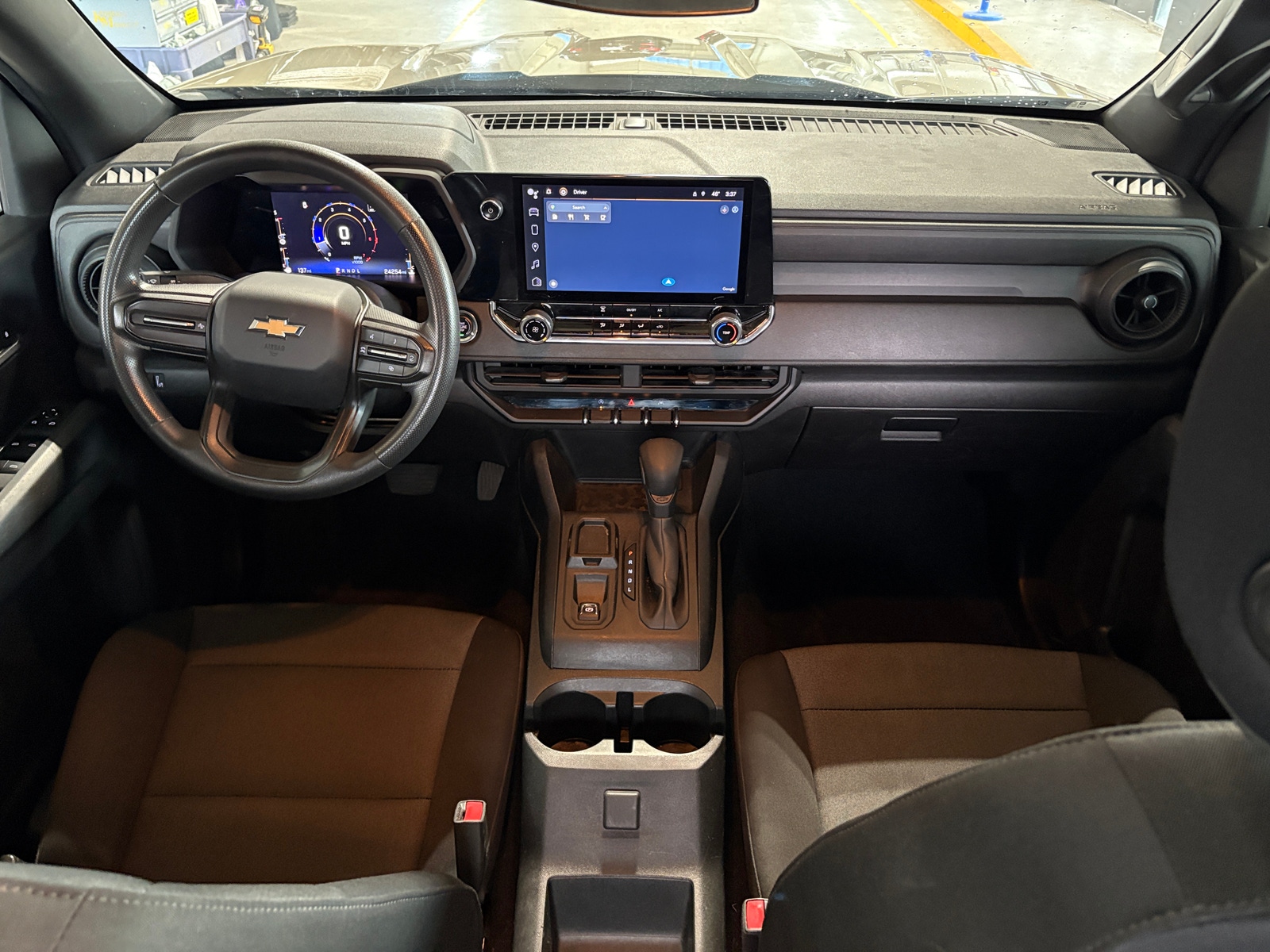 Thumbnail: 2023 Chevrolet Colorado - 3