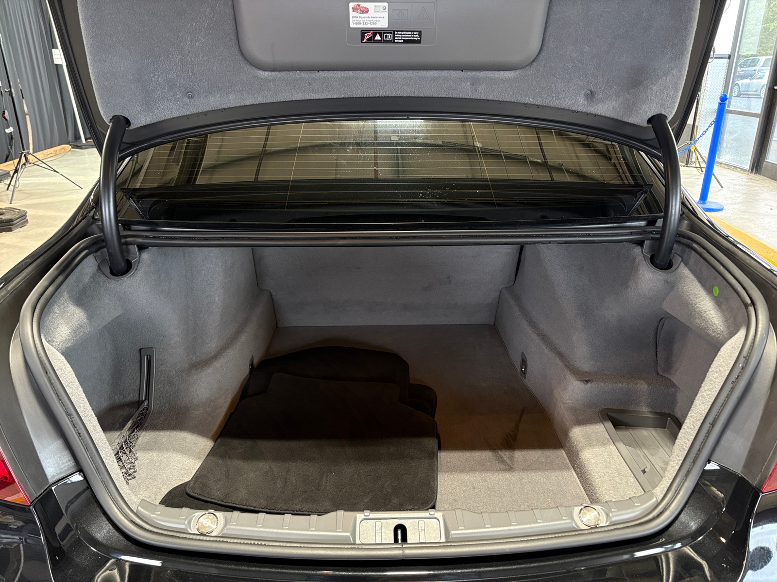 Thumbnail: 2013 BMW 7 Series - 6