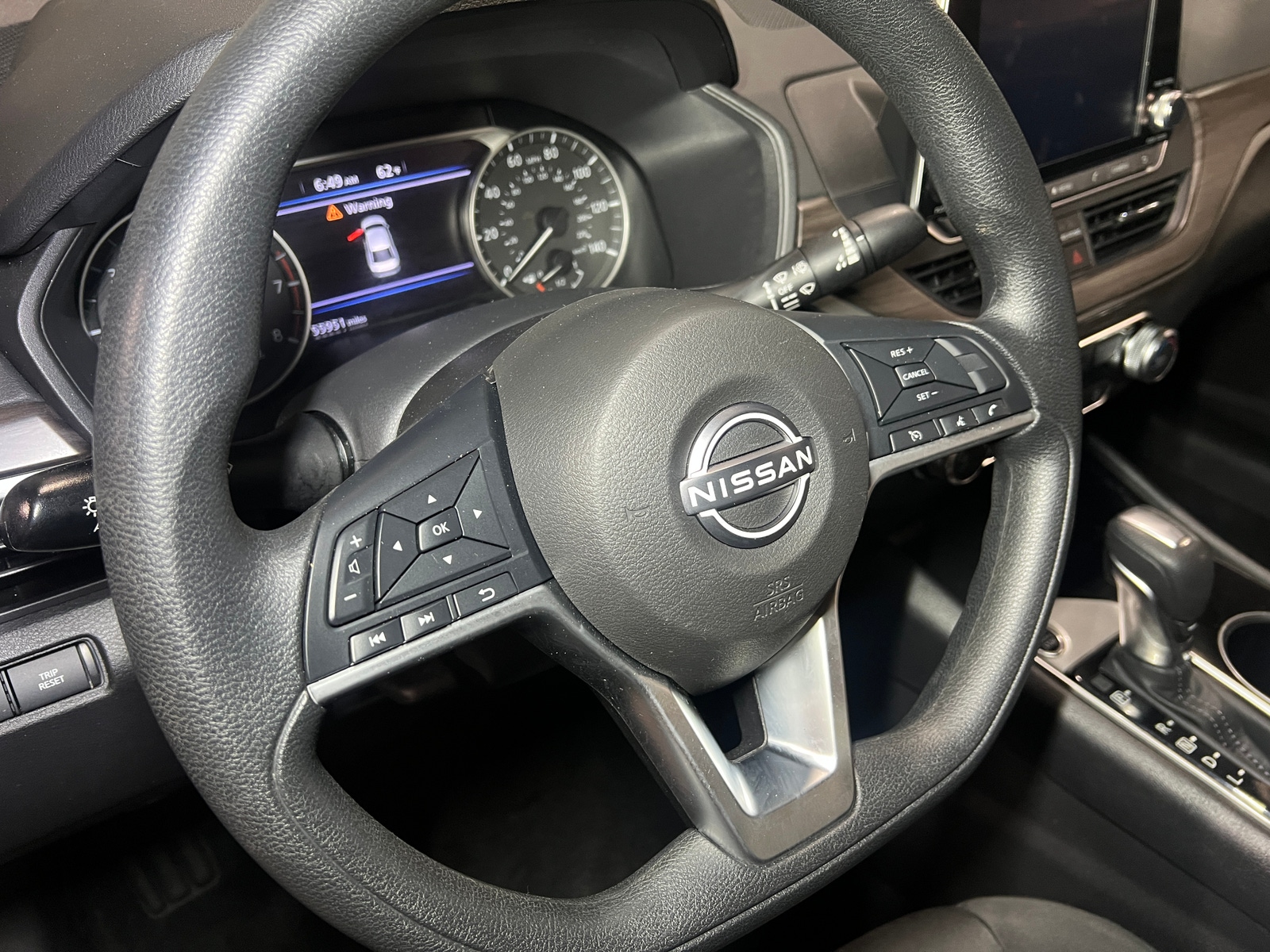 Thumbnail: 2024 Nissan Altima - 5