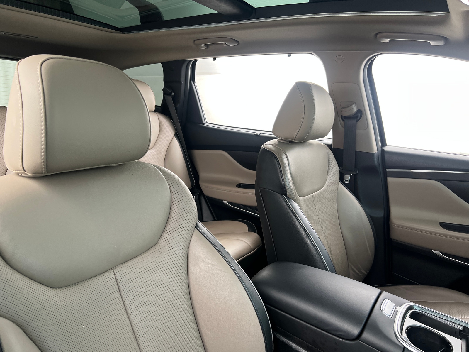 Thumbnail: 2022 Hyundai Santa Fe - 2