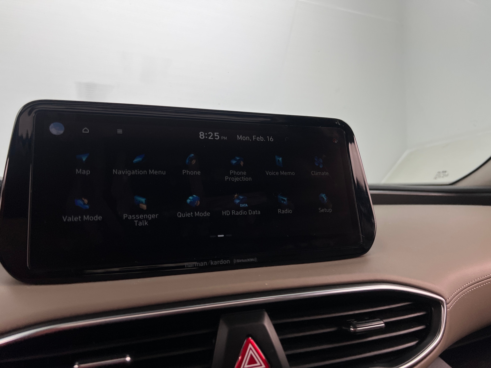 Thumbnail: 2022 Hyundai Santa Fe - 4